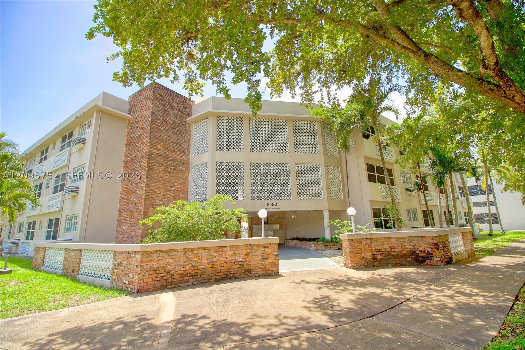 6580 Santona St #A37 Coral Gables, FL 33146