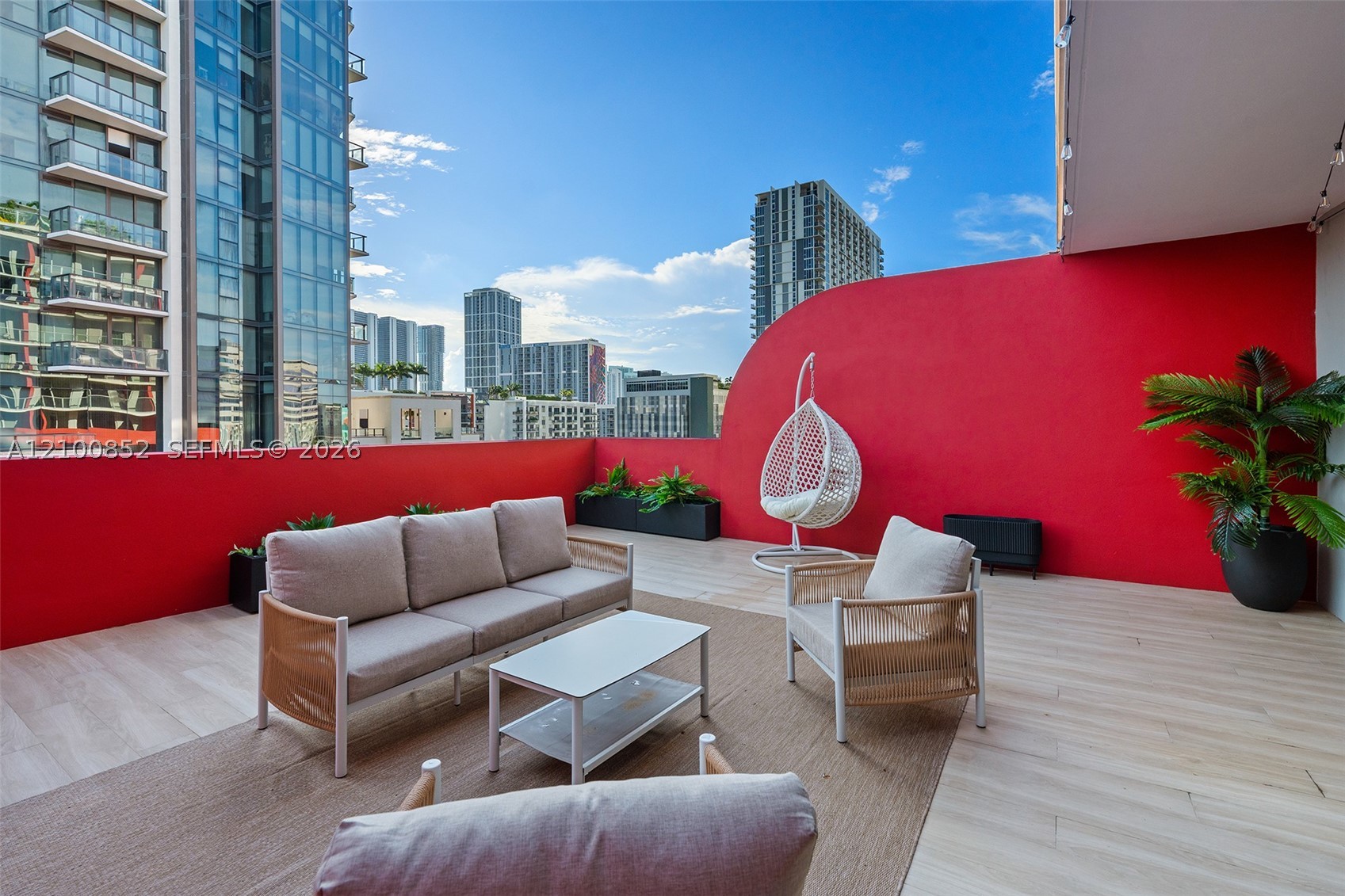 image The Standard Residences Midtown Miami15