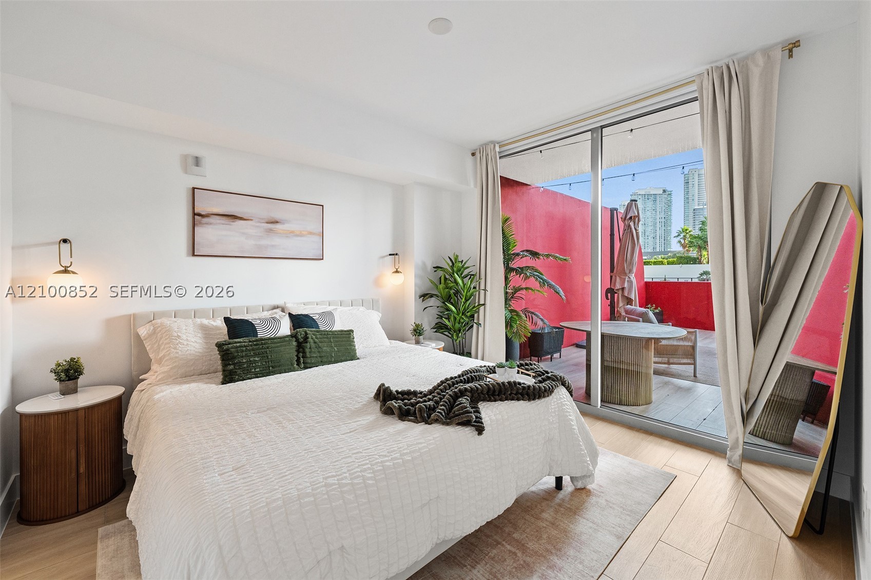 image The Standard Residences Midtown Miami3