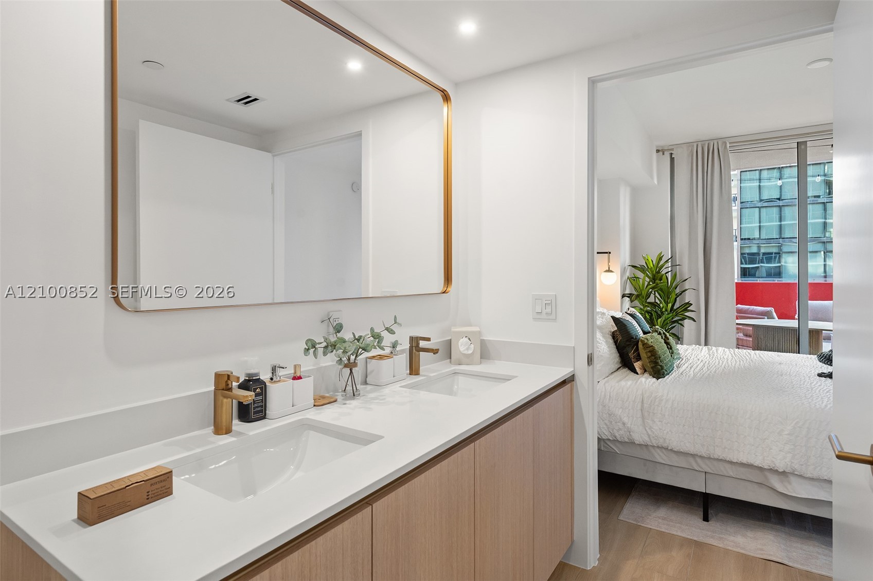 image The Standard Residences Midtown Miami7