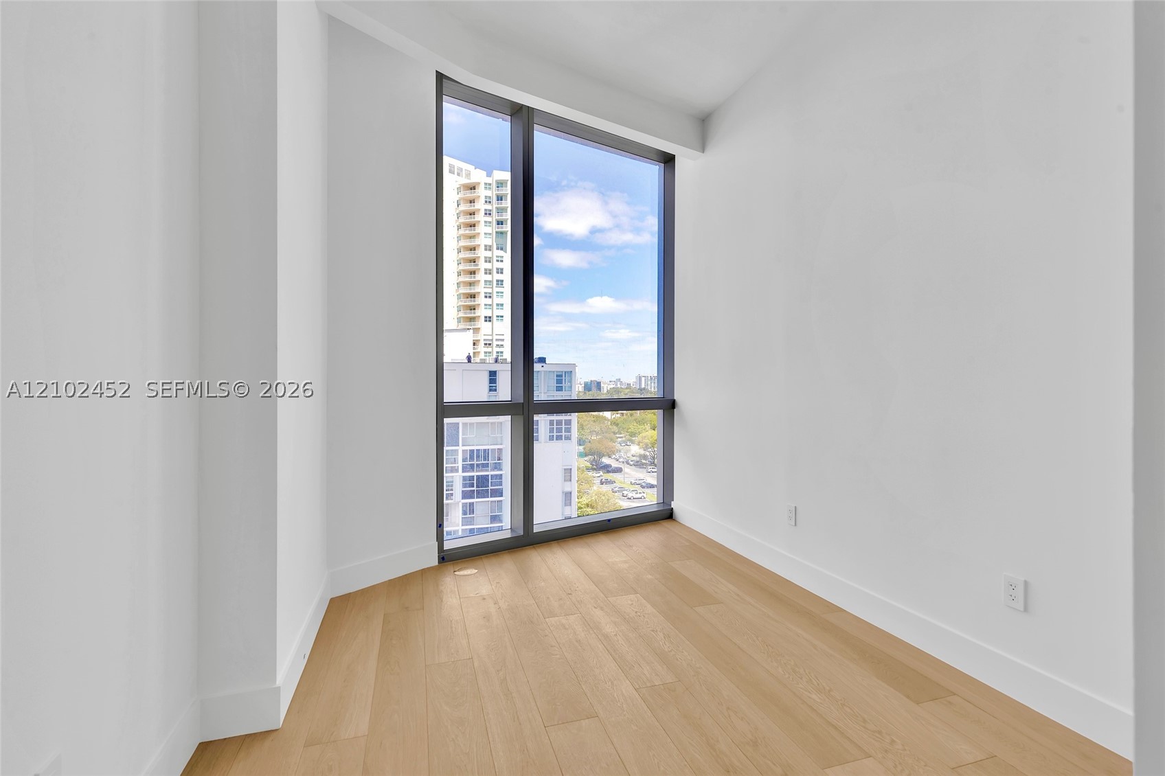 image Una Residences10