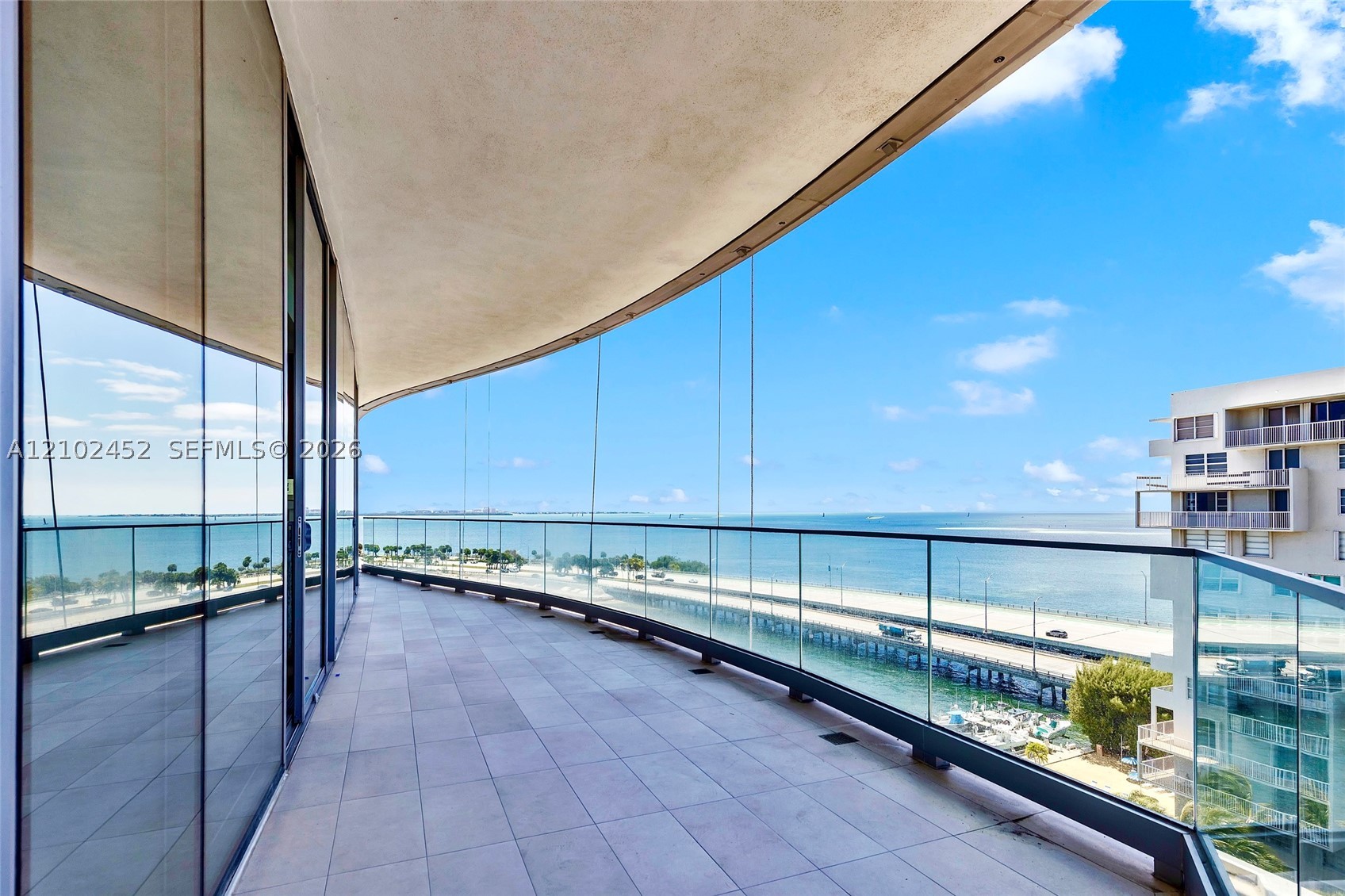 image Una Residences13