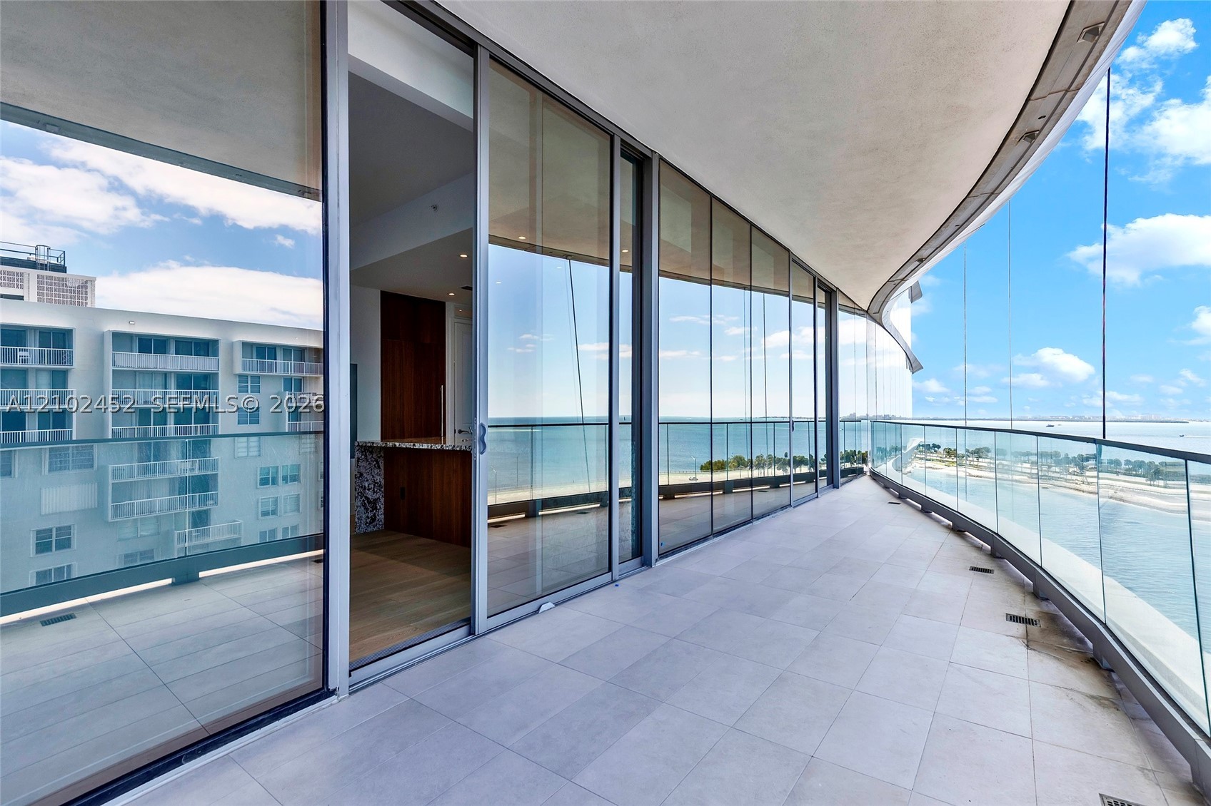 image Una Residences1