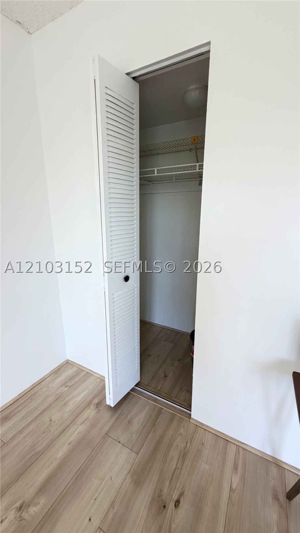 image Arlen House East16
