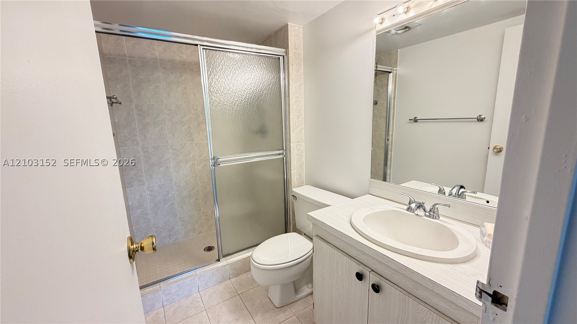 image Arlen House East18
