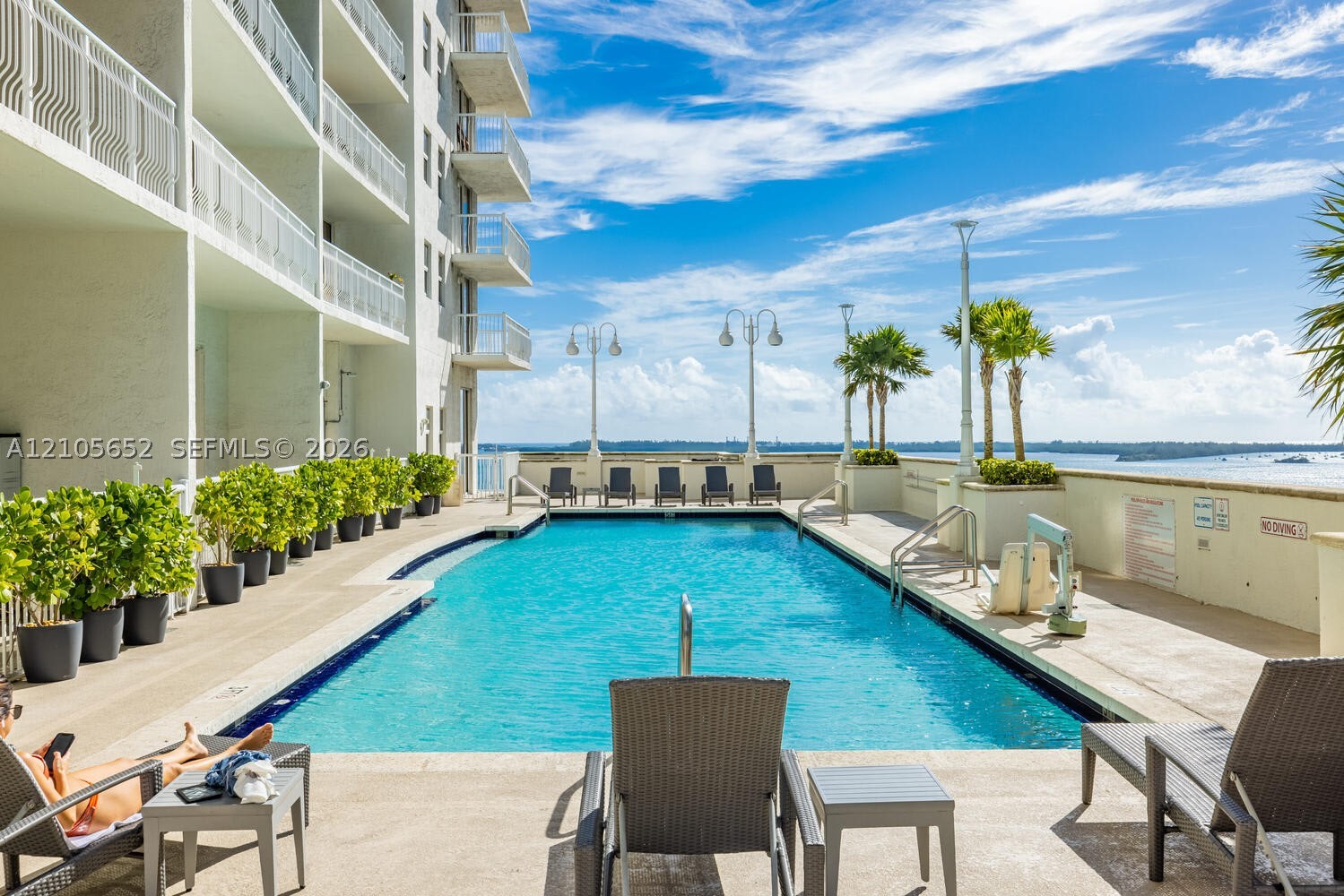 image The Club at Brickell Bay28