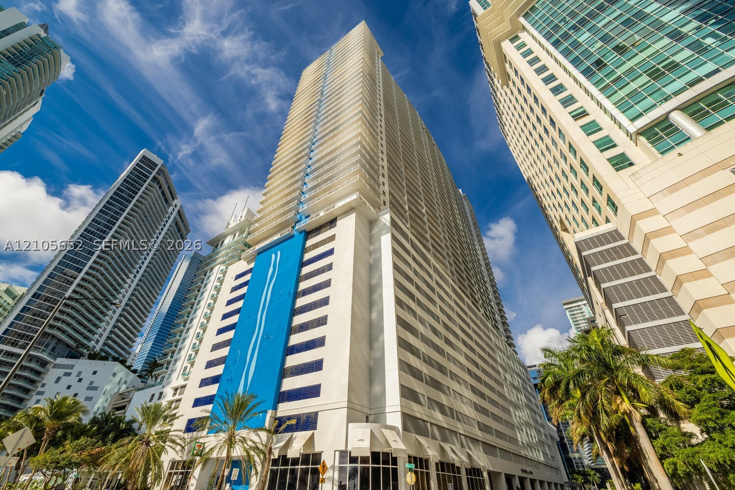 image The Club at Brickell Bay40