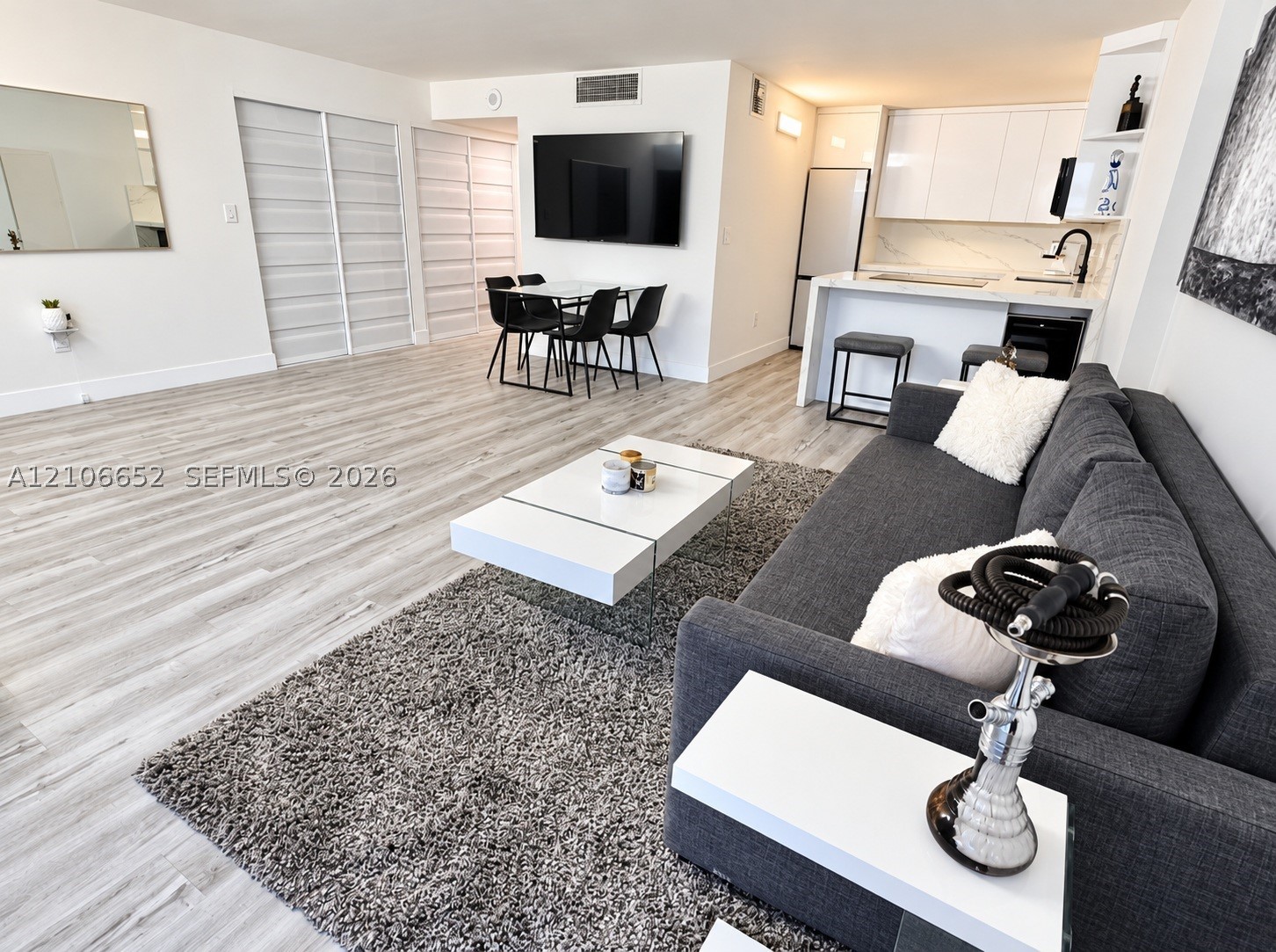 345 Ocean Dr #325 Miami Beach, FL 33139