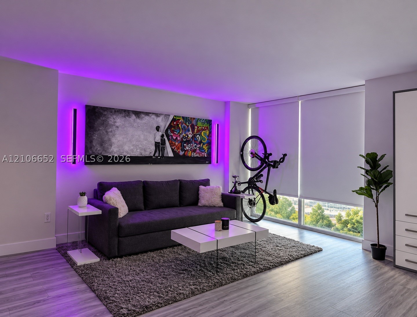 345 Ocean Dr #325 Miami Beach, FL 33139