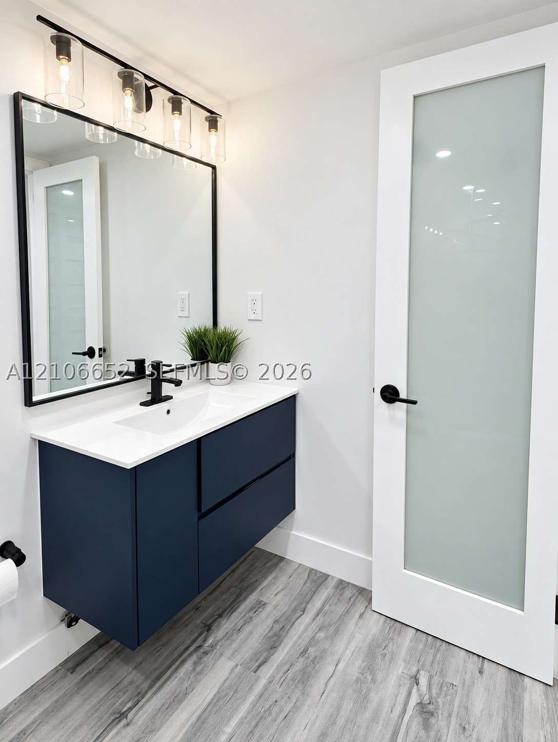 345 Ocean Dr #325 Miami Beach, FL 33139