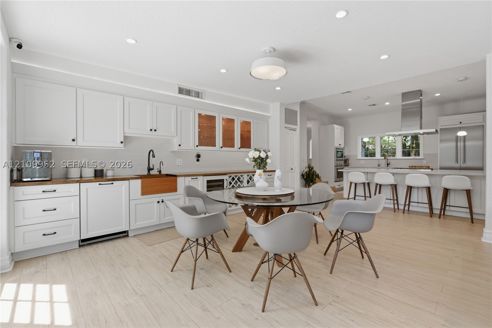 1674 Nocatee Dr Miami, FL 33133