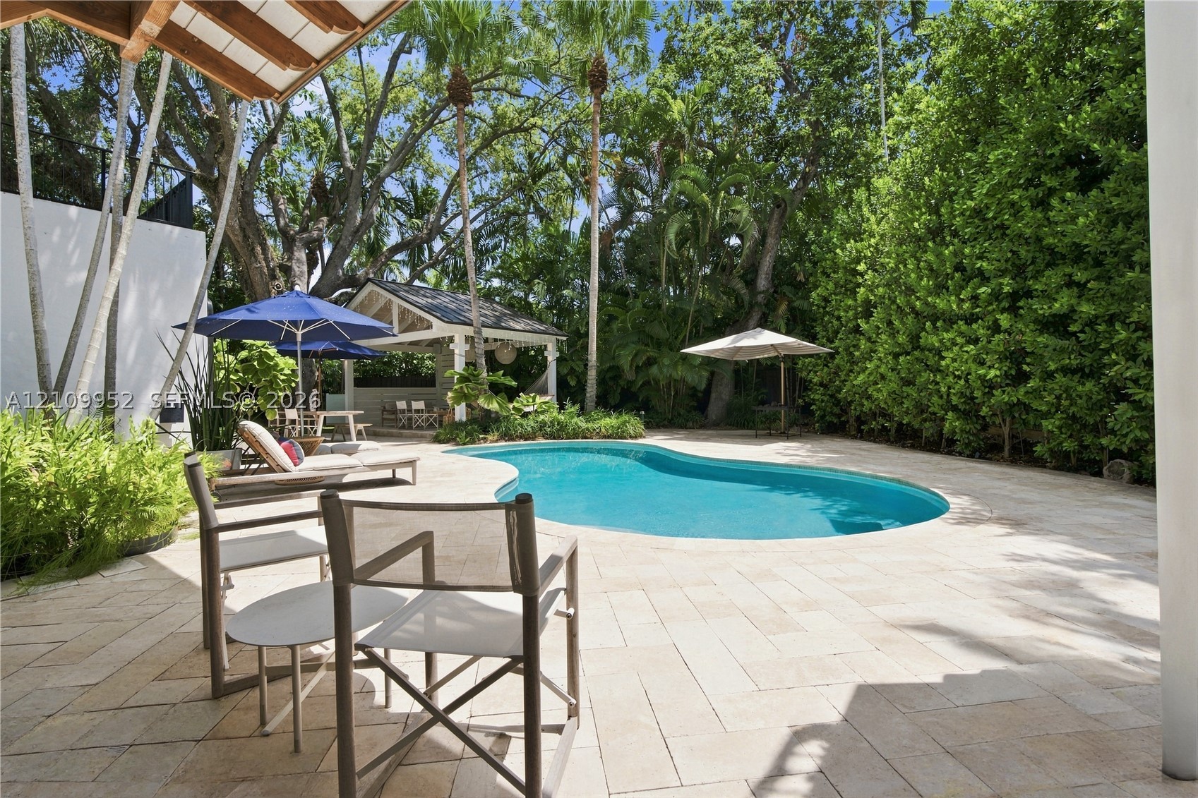 1674 Nocatee Dr Miami, FL 33133