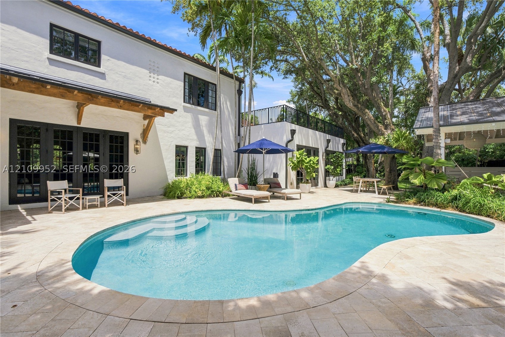 1674 Nocatee Dr Miami, FL 33133