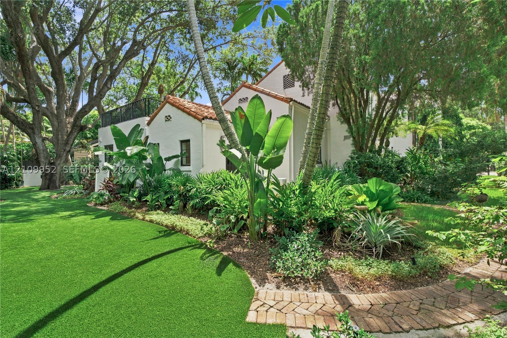 1674 Nocatee Dr Miami, FL 33133
