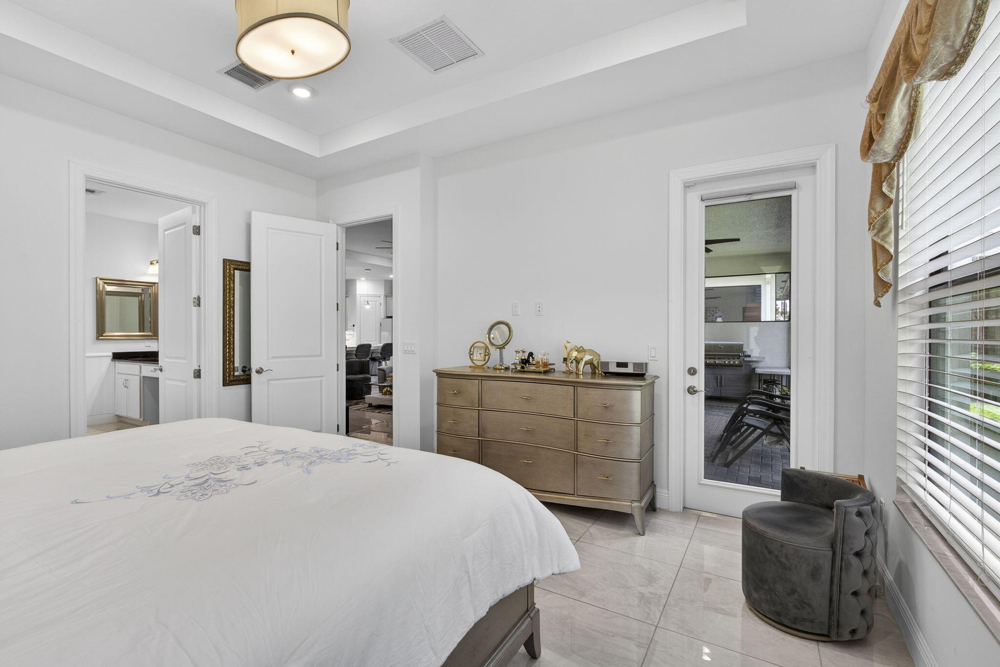 5492 St Armands Westlake, FL 33470