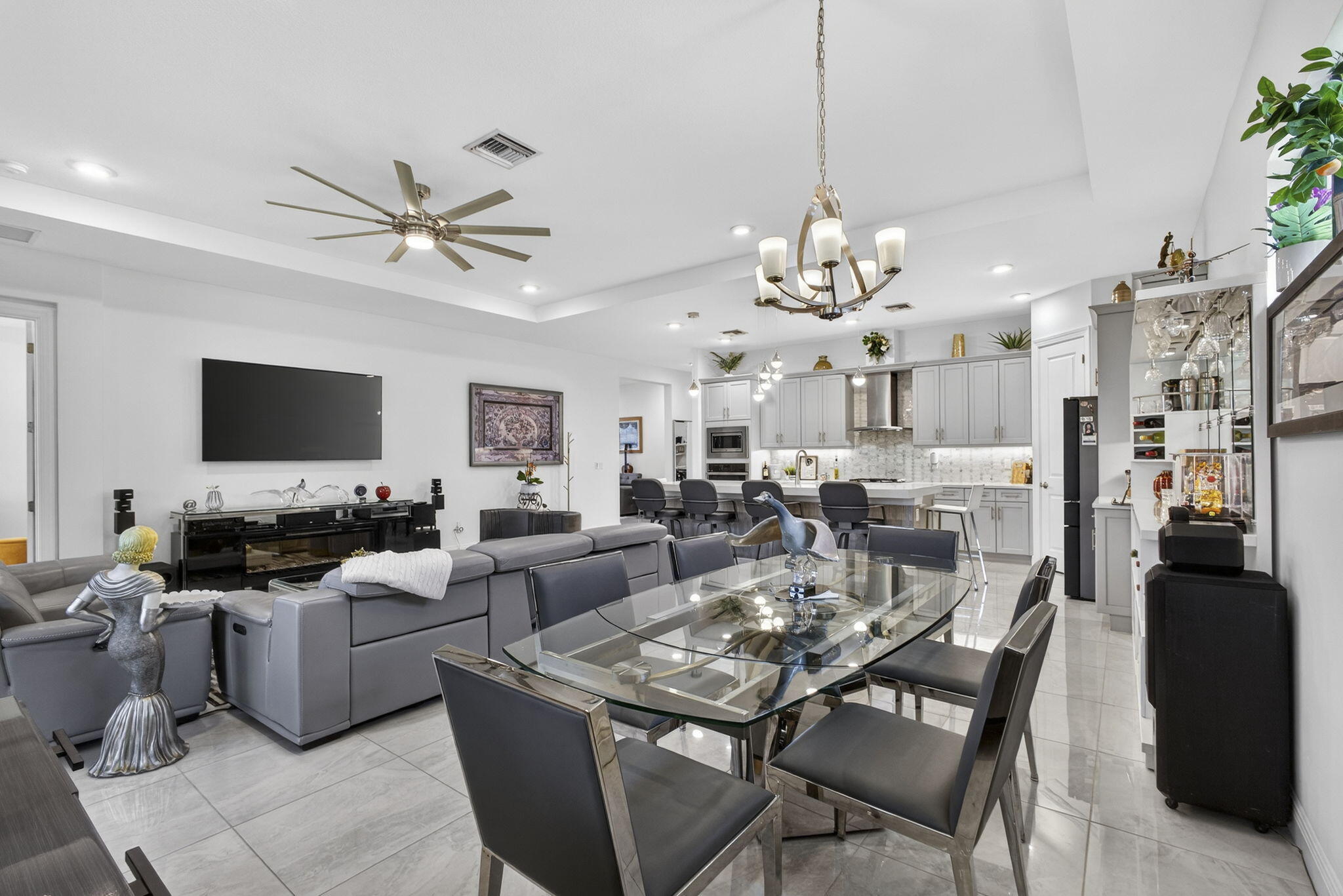 5492 St Armands Westlake, FL 33470