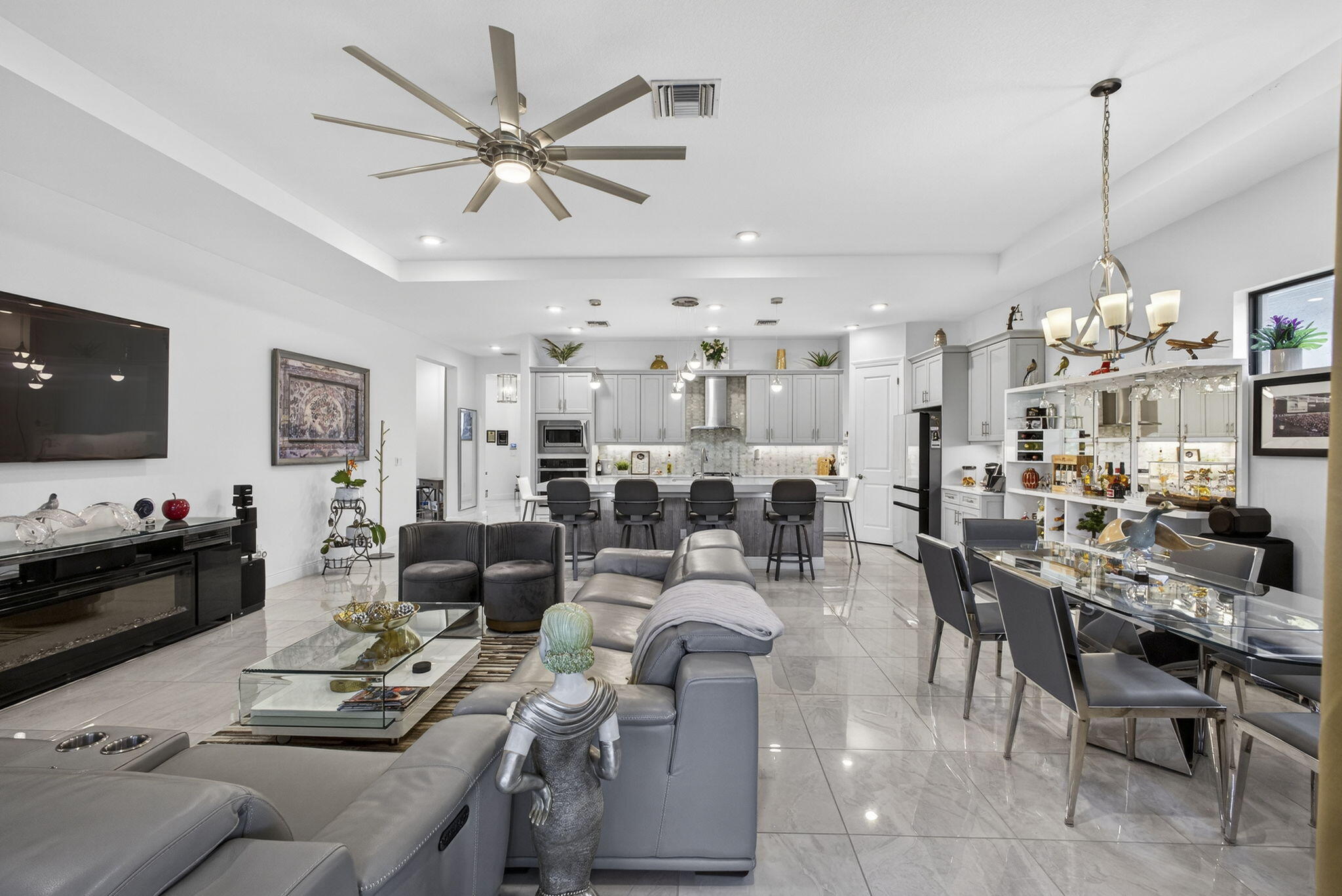 5492 St Armands Westlake, FL 33470