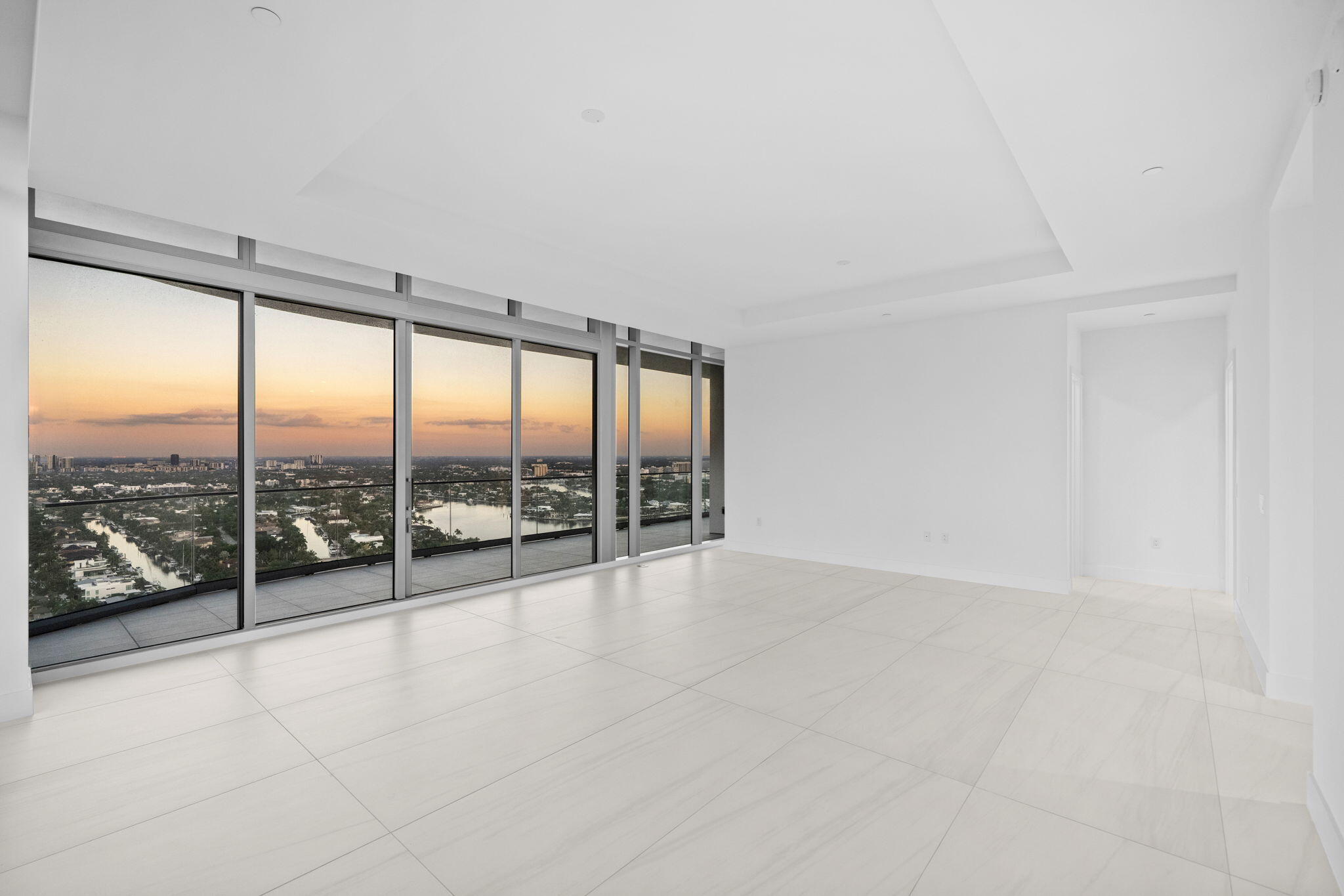 151 N Seabreeze #Ph2601-e Fort Lauderdale, FL 33304