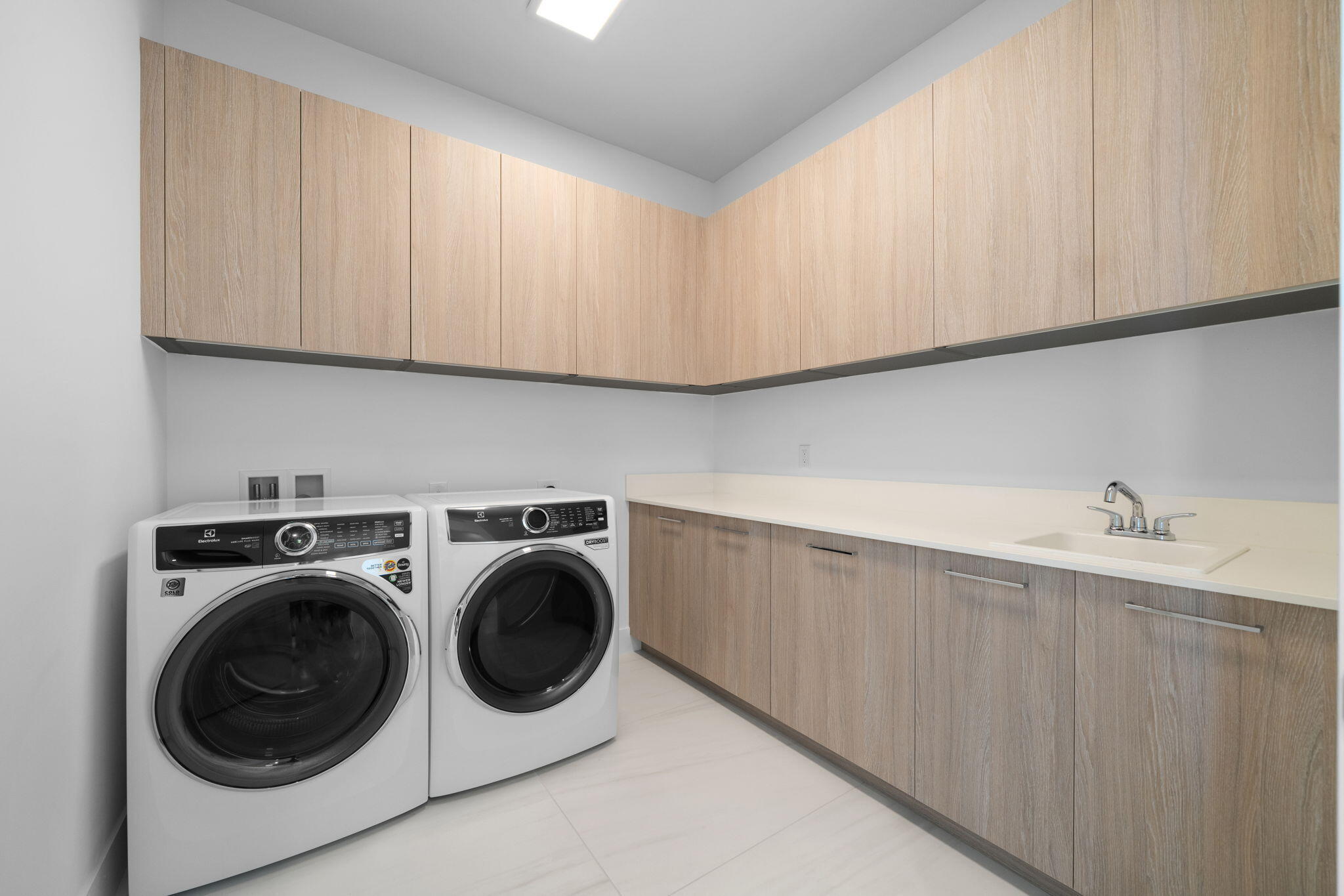 151 N Seabreeze #Ph2601-e Fort Lauderdale, FL 33304