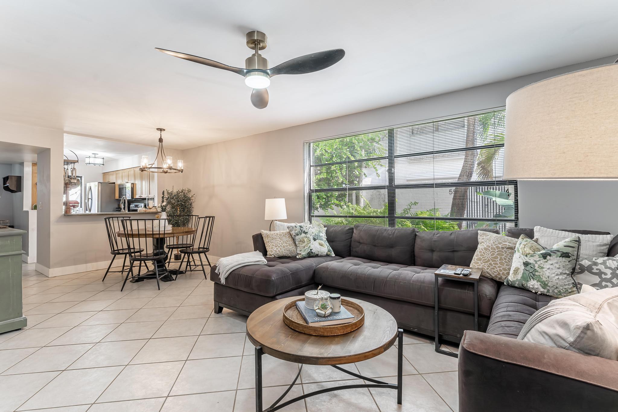 563 NE 7th Fort Lauderdale, FL 33301