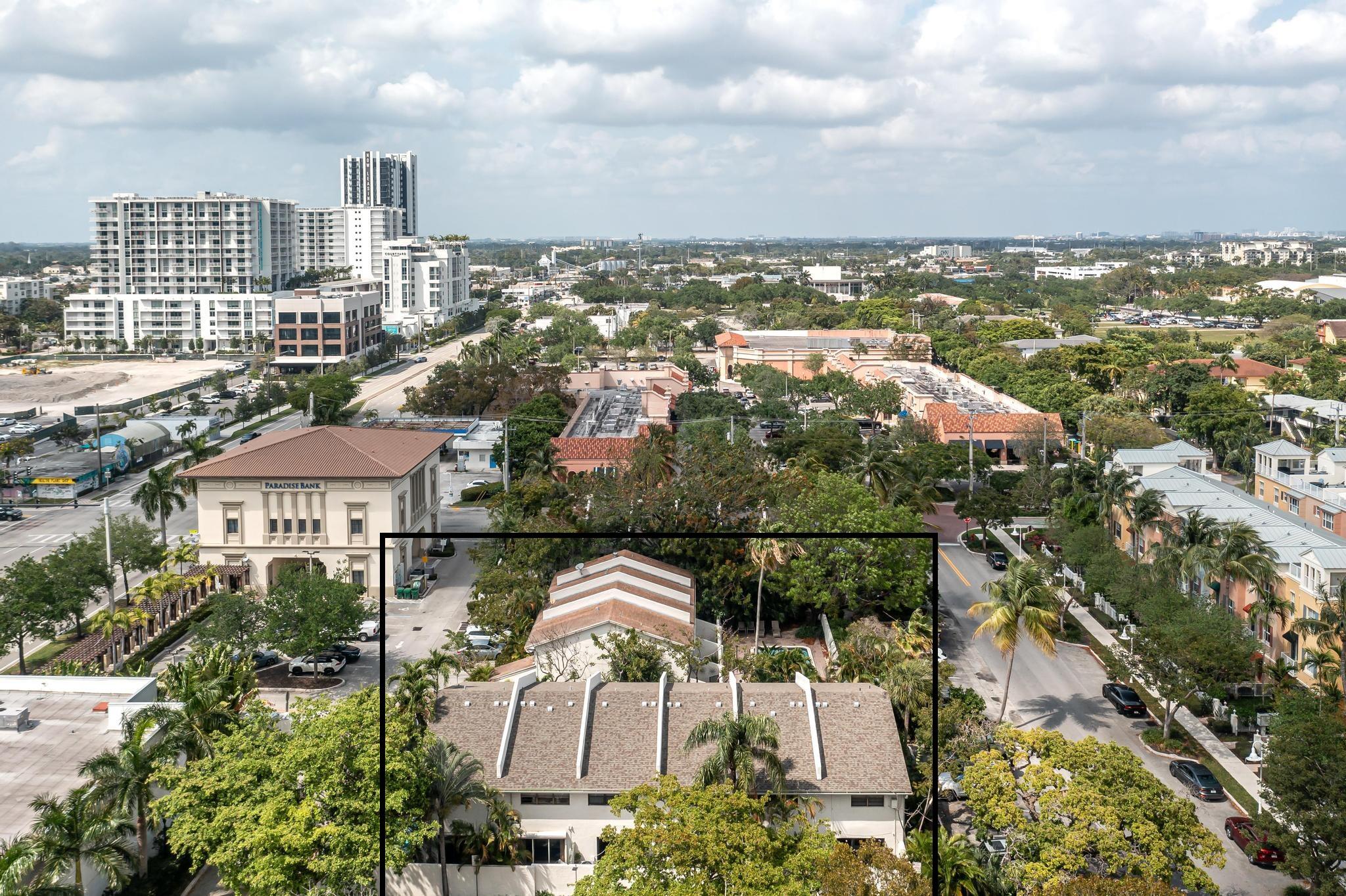 563 NE 7th Fort Lauderdale, FL 33301