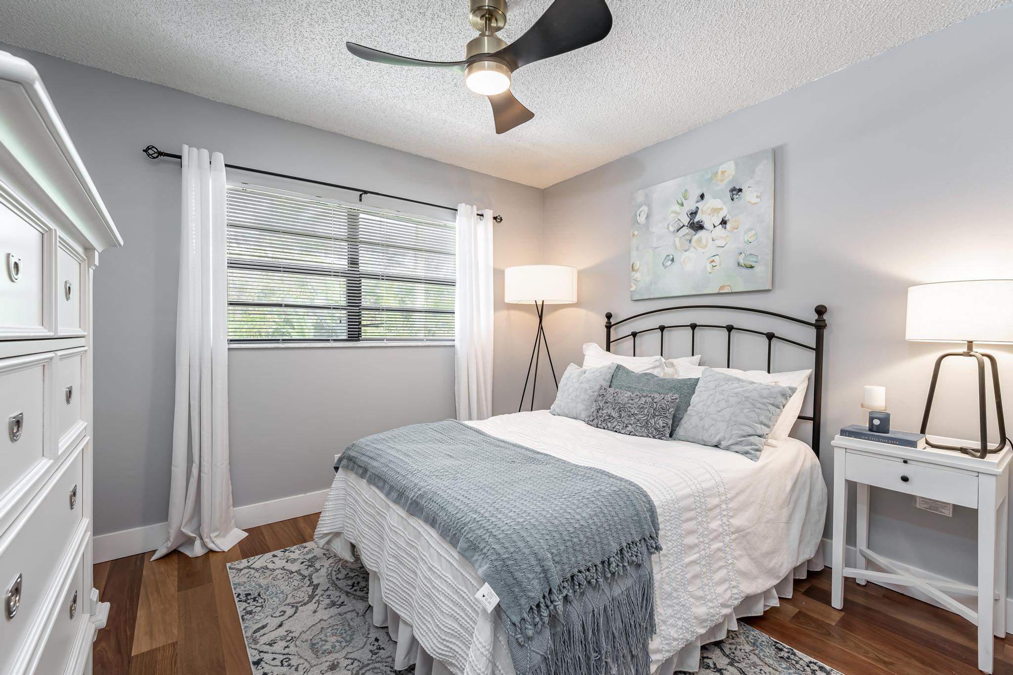 563 NE 7th Fort Lauderdale, FL 33301