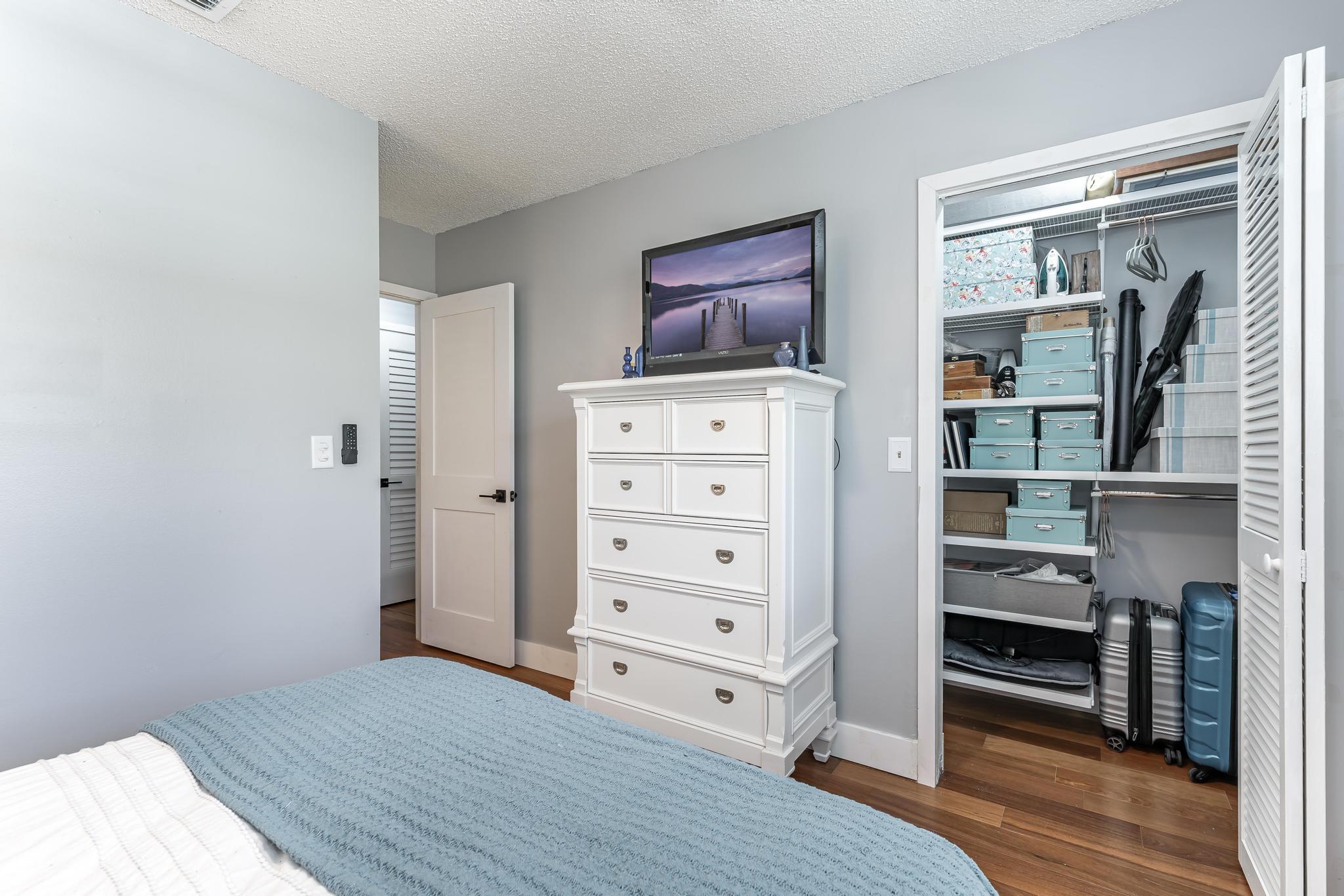 563 NE 7th Fort Lauderdale, FL 33301