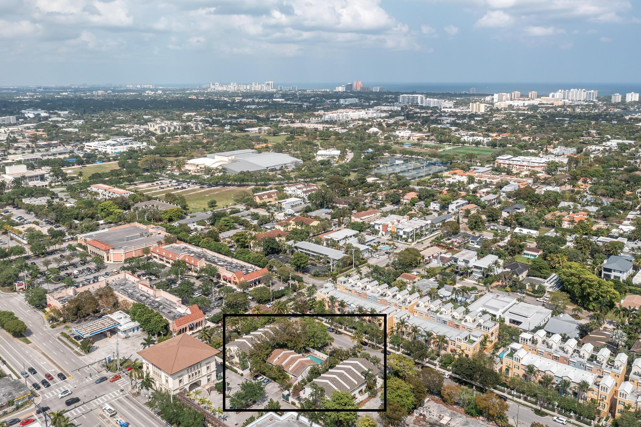 563 NE 7th Fort Lauderdale, FL 33301