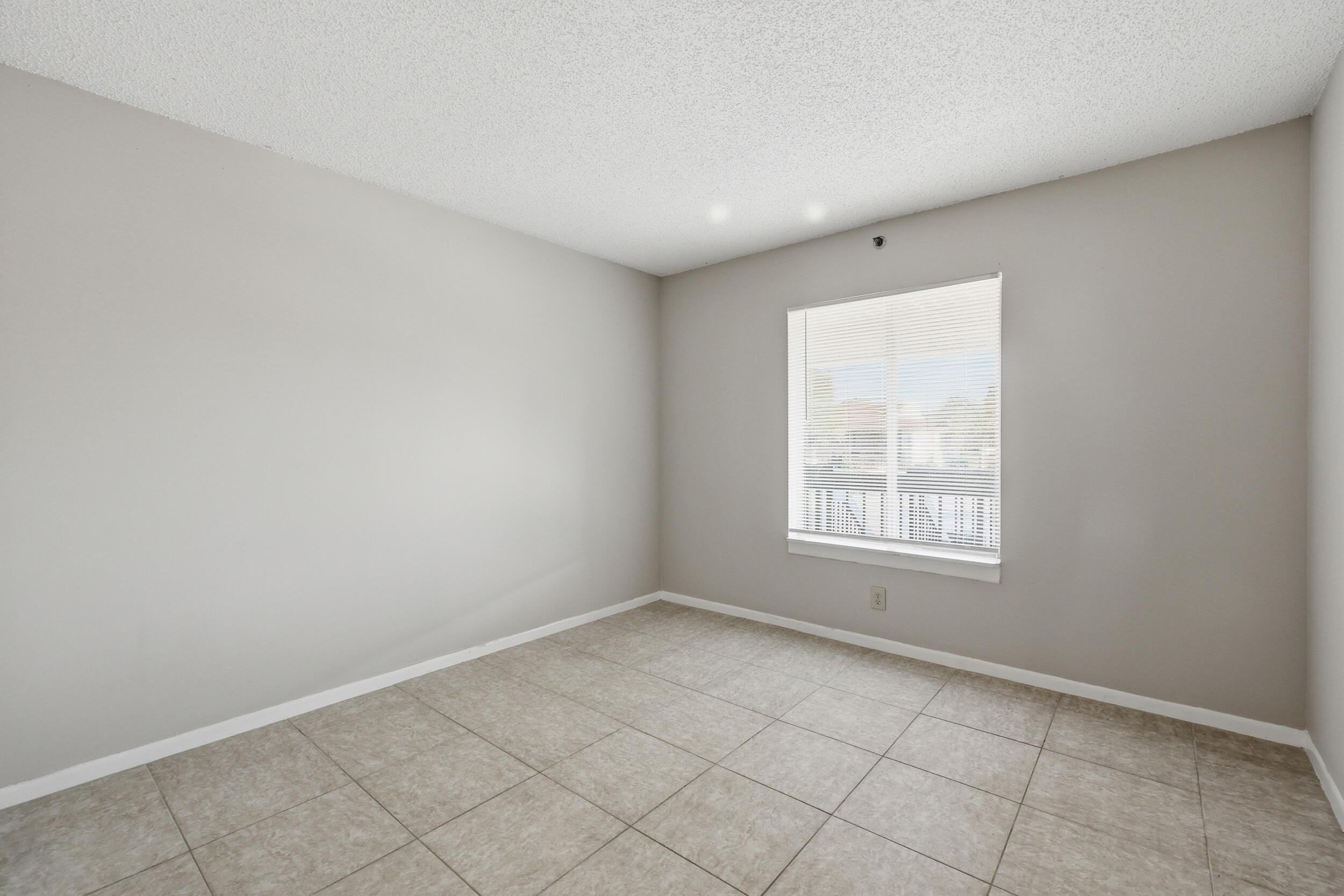 6286 Chasewood #E Jupiter, FL 33458