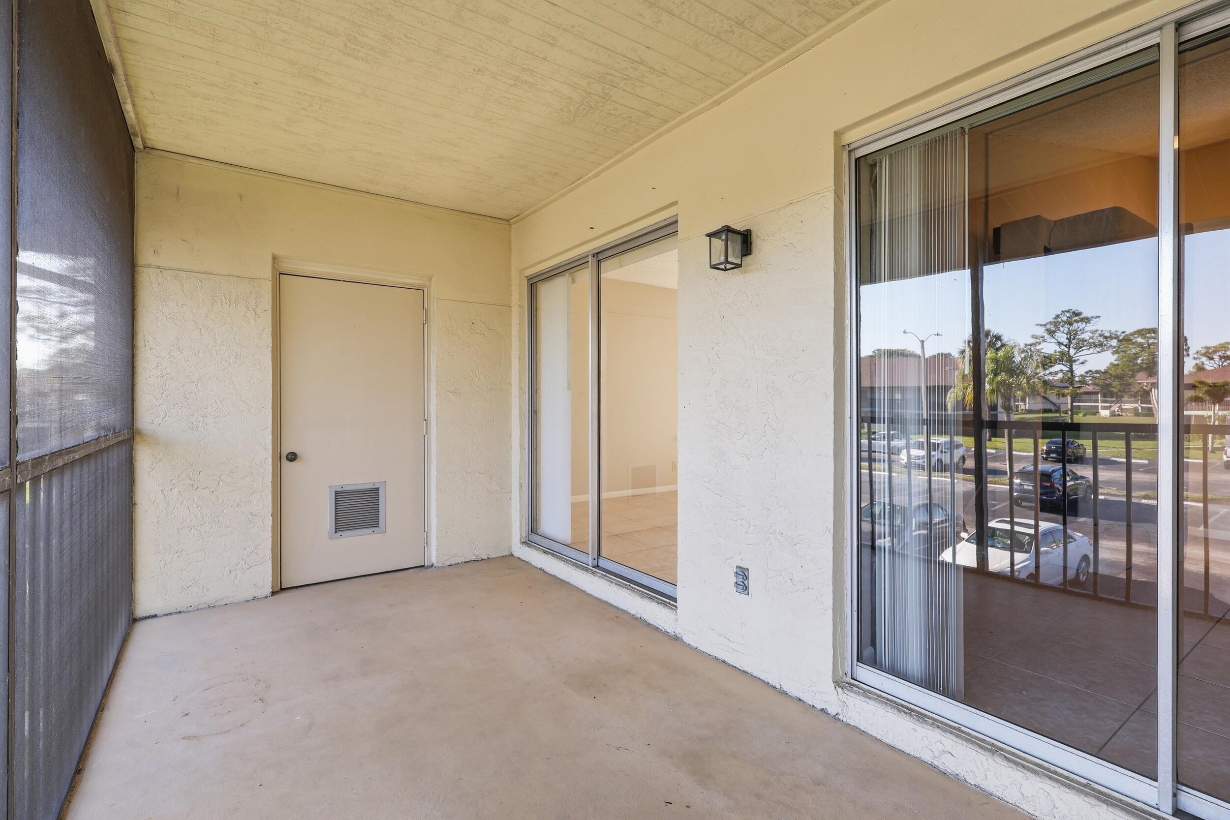 6286 Chasewood #E Jupiter, FL 33458