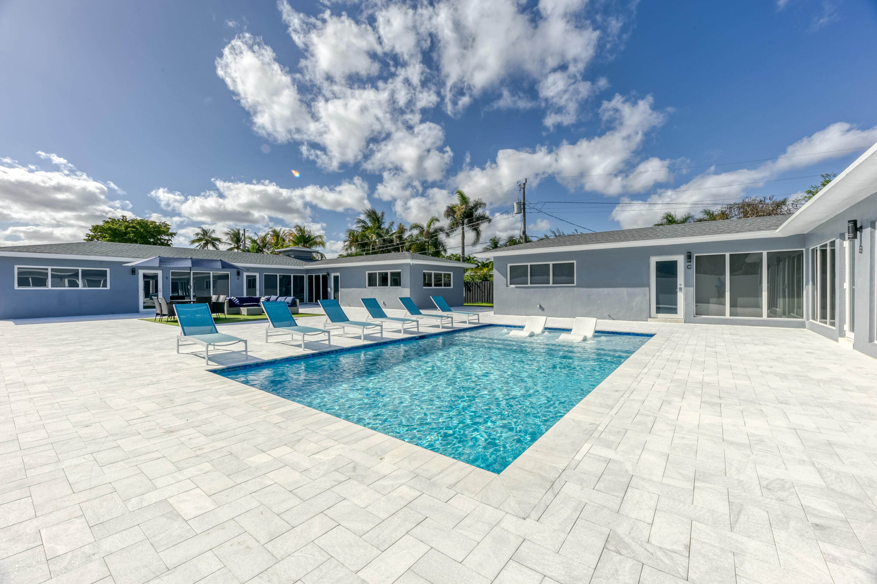 2009 NE 26th Wilton Manors, FL 33305