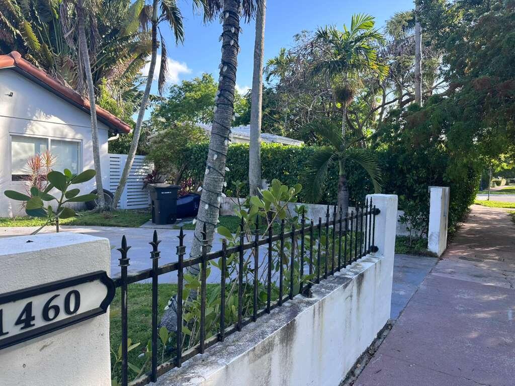 1460 Marseille Miami Beach, FL 33141