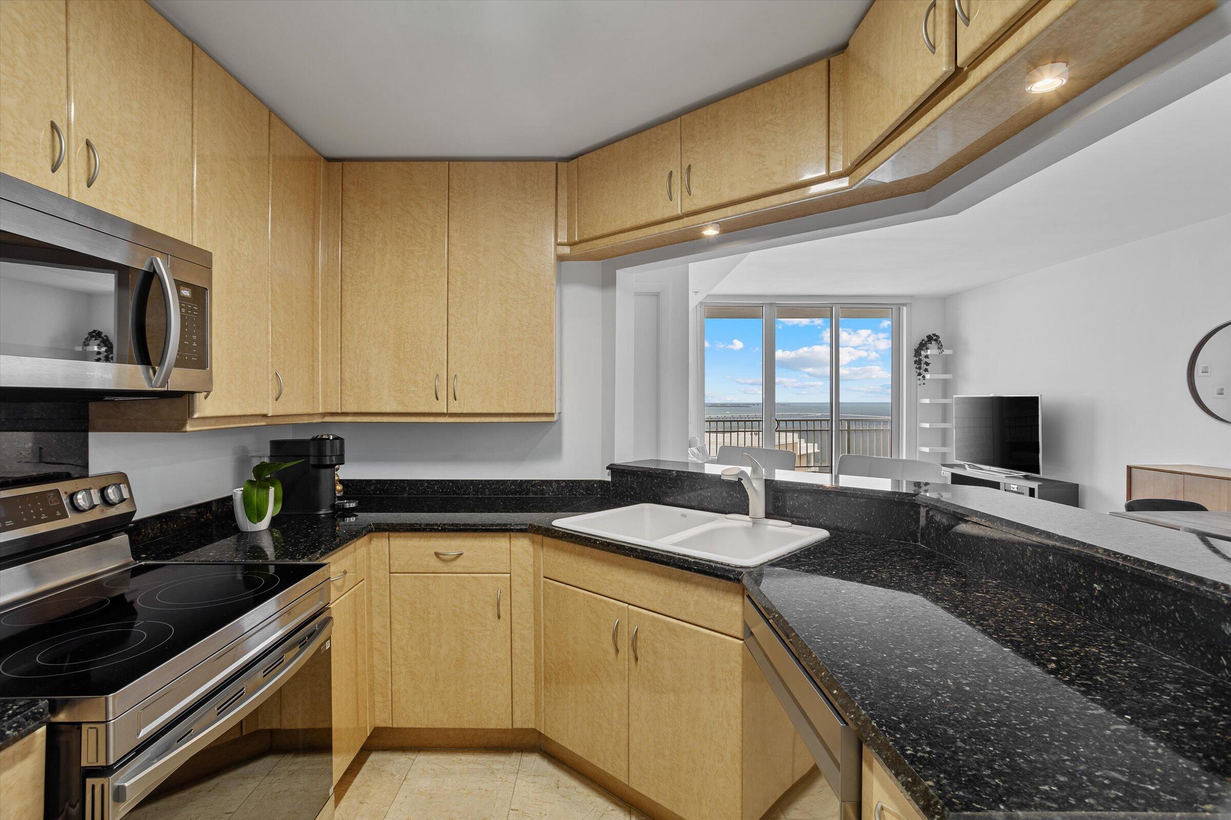 801 Brickell Key #2805 Miami, FL 33131