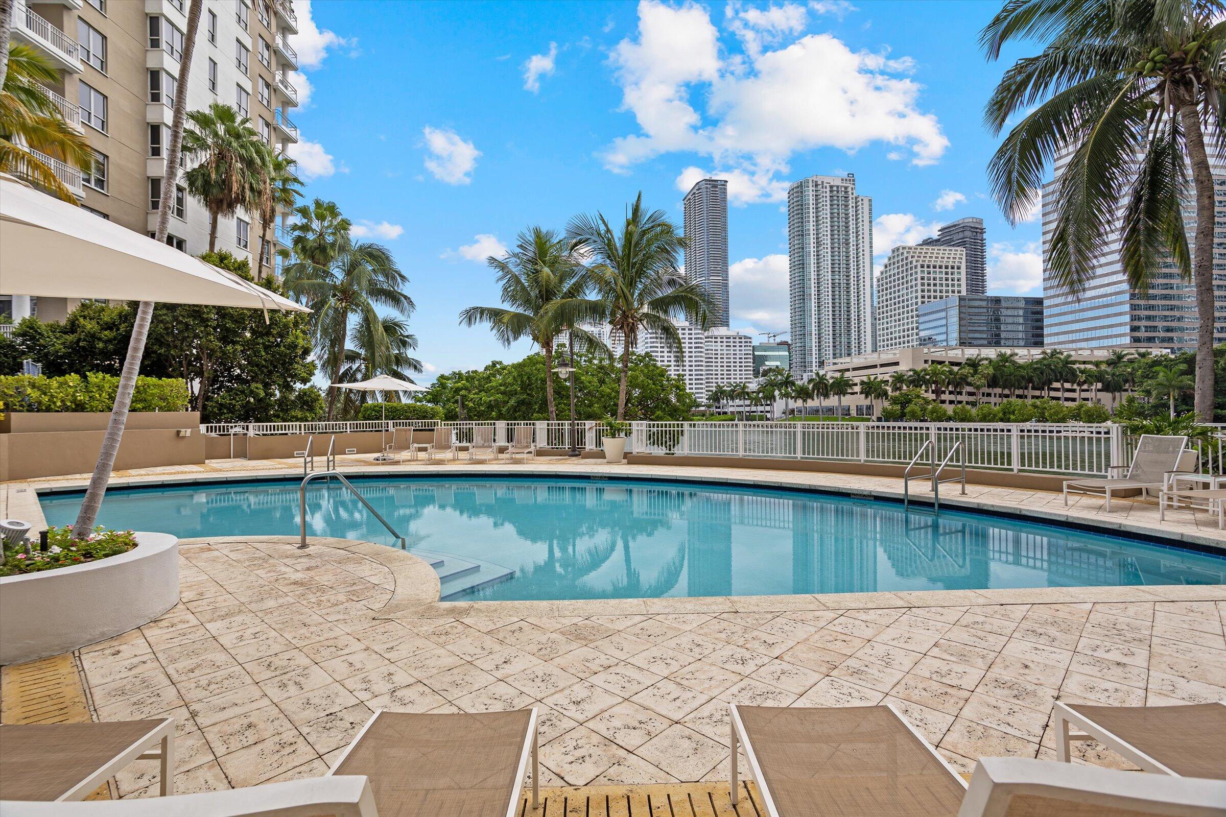 801 Brickell Key #2805 Miami, FL 33131