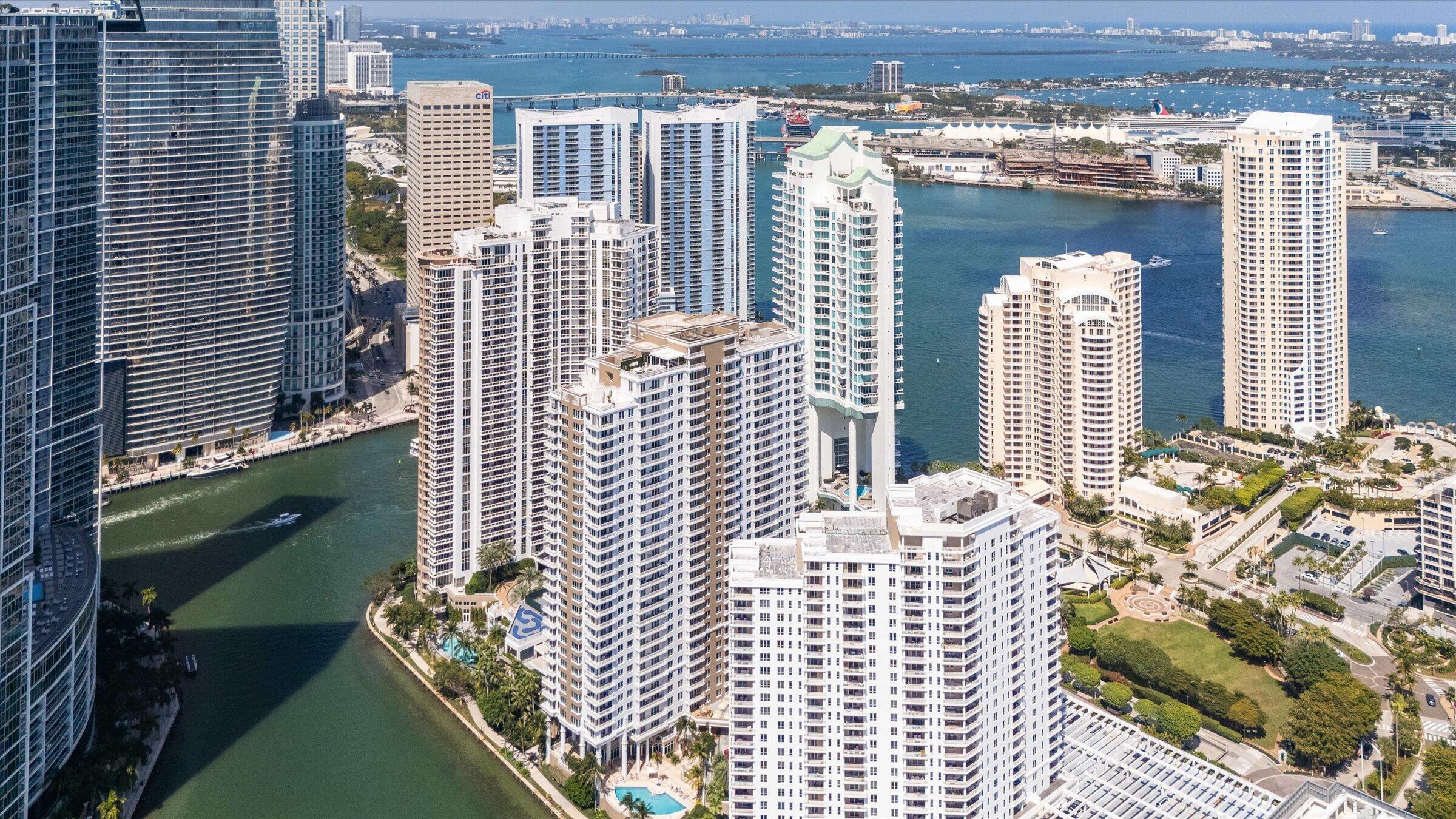 801 Brickell Key #2805 Miami, FL 33131