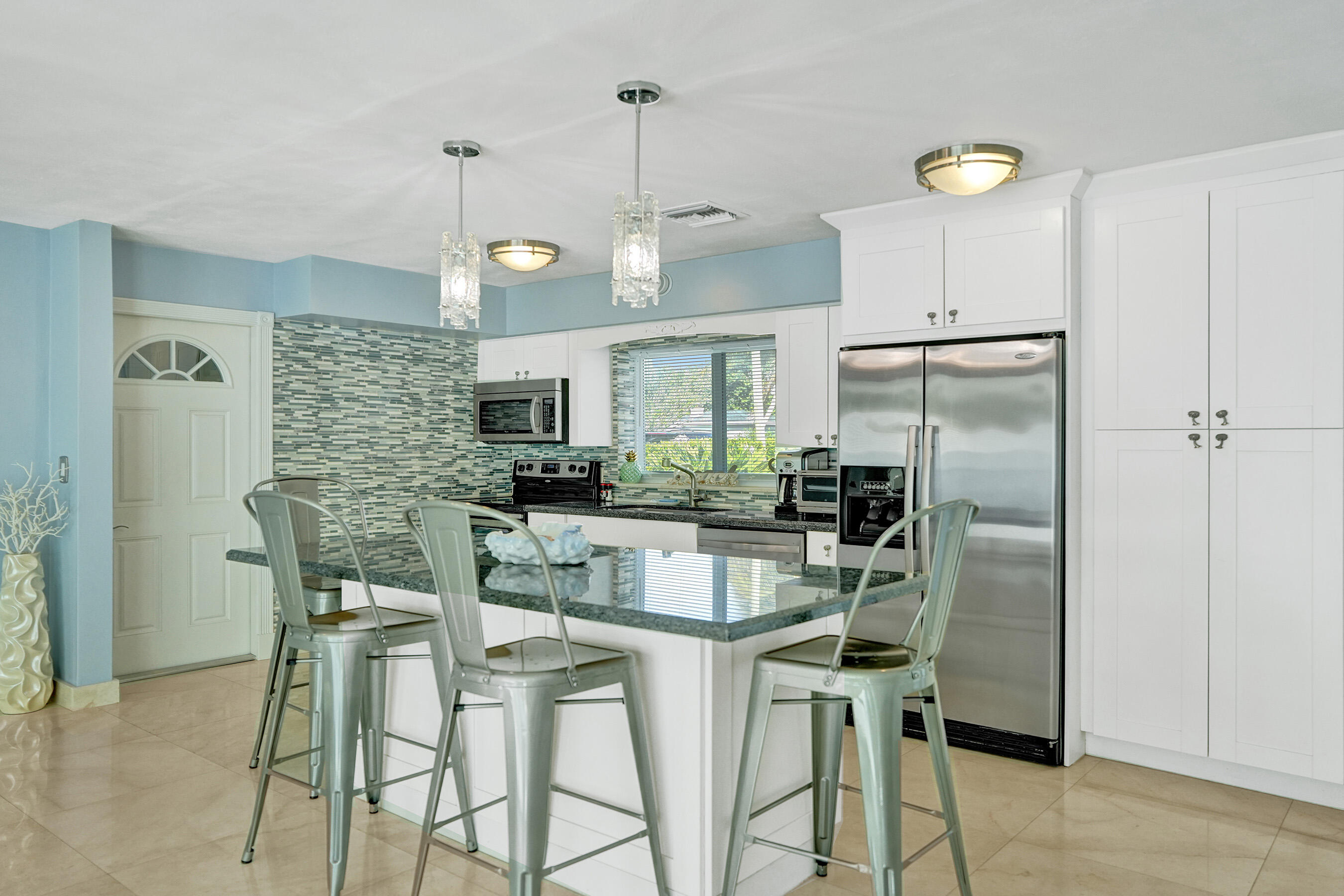 3406 Robbins Pompano Beach, FL 33062