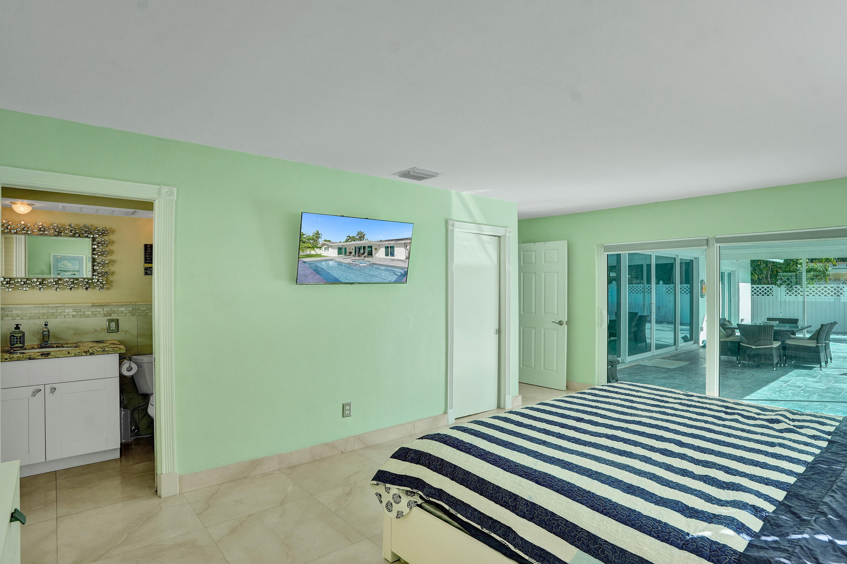 3406 Robbins Pompano Beach, FL 33062