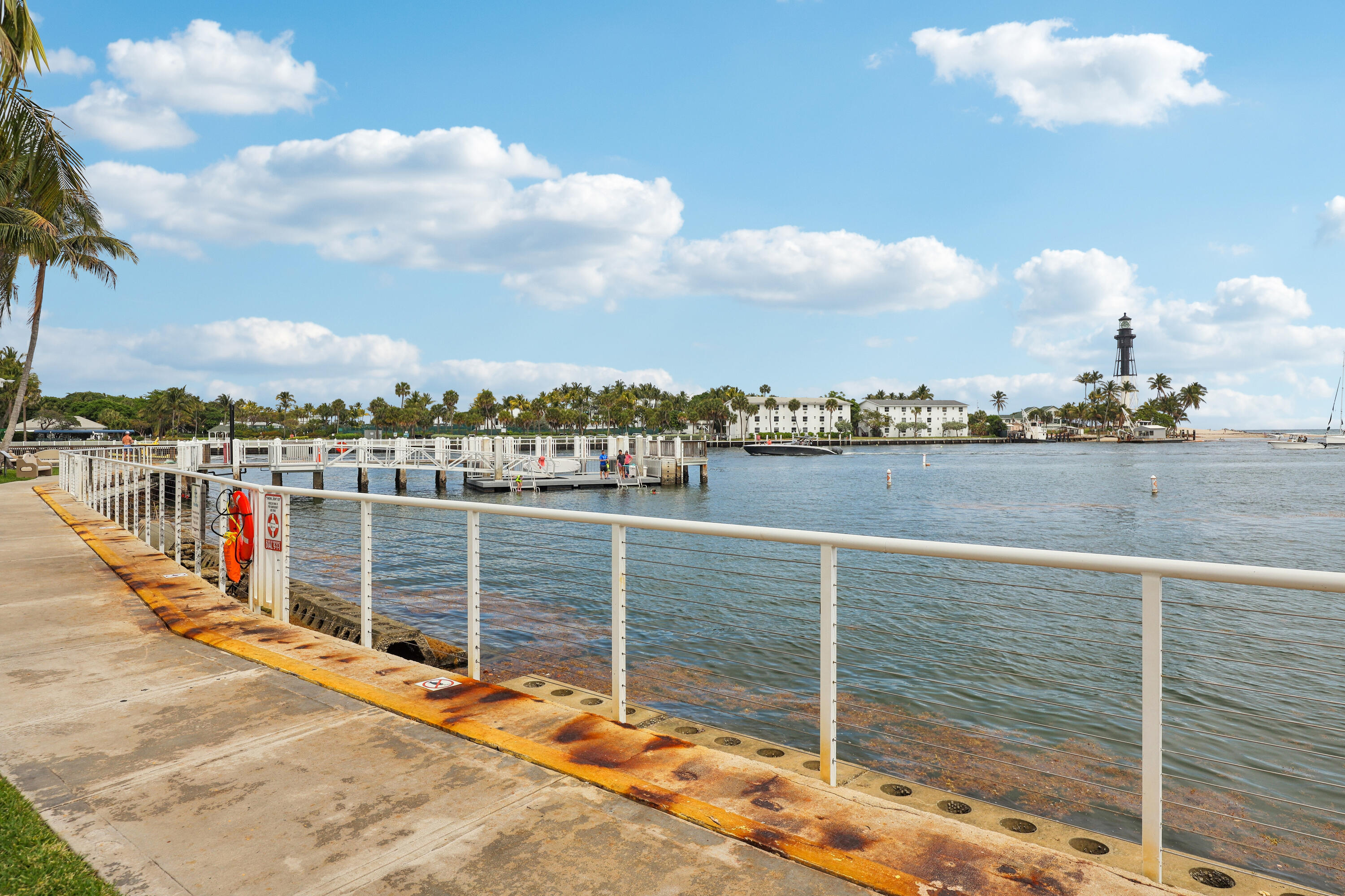 3406 Robbins Pompano Beach, FL 33062