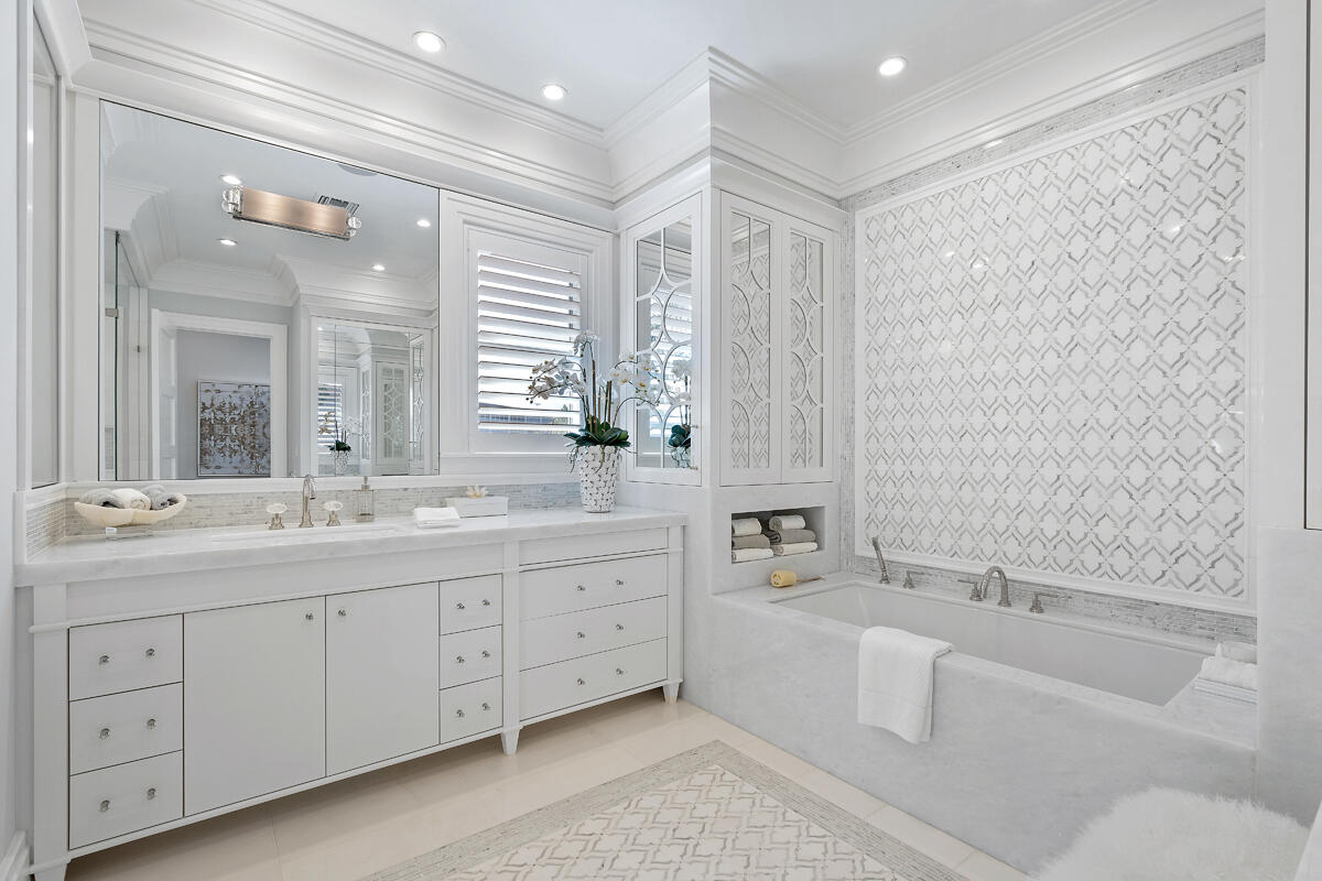 133 W Coconut Palm Boca Raton, FL 33432