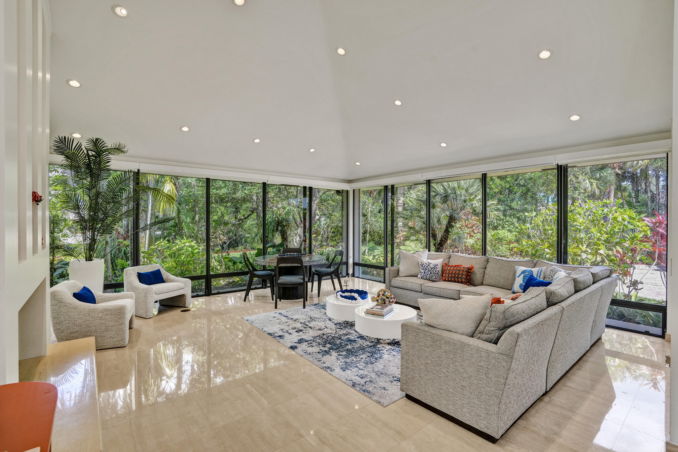 2441 SW 28th Fort Lauderdale, FL 33312