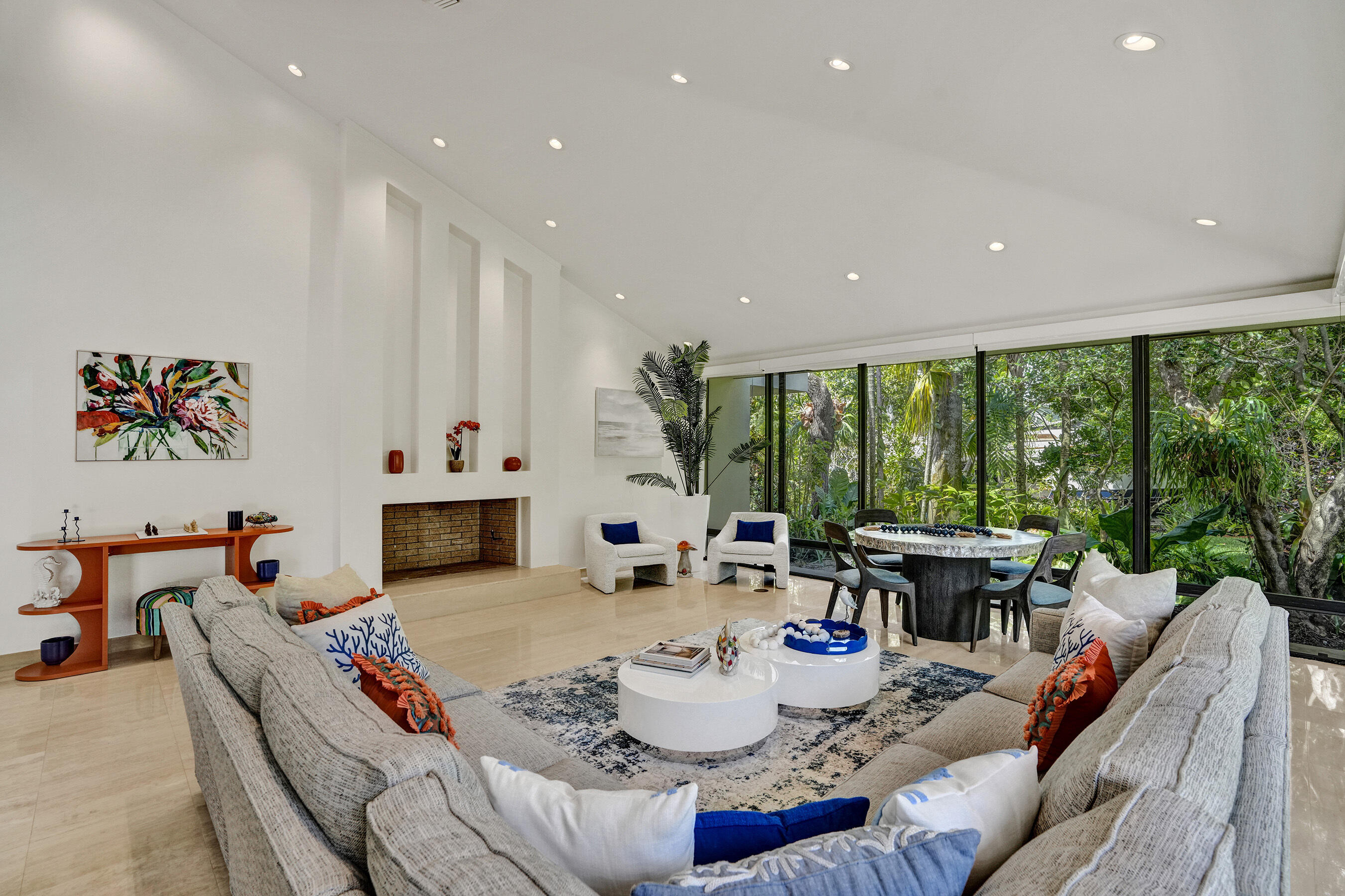 2441 SW 28th Fort Lauderdale, FL 33312