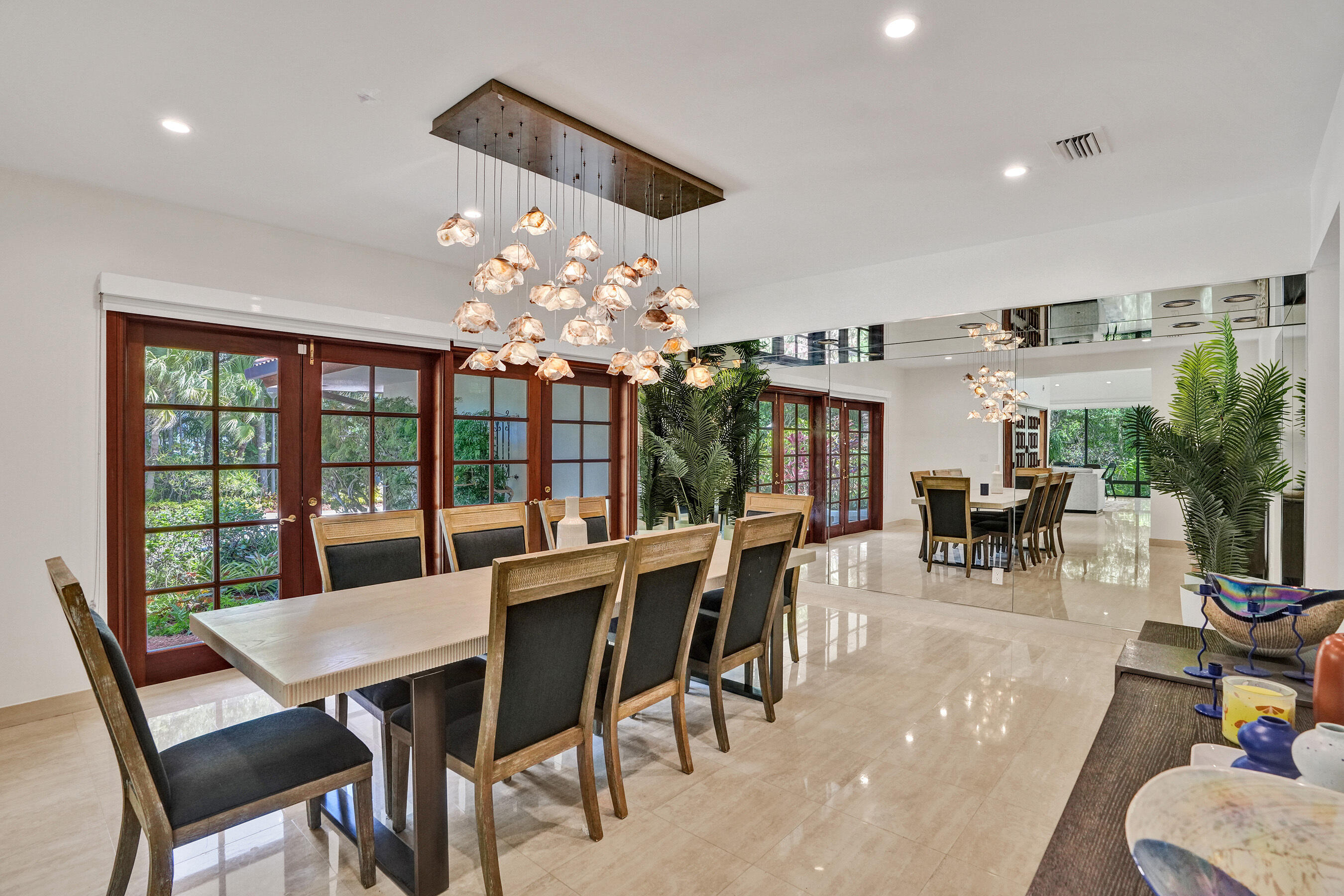 2441 SW 28th Fort Lauderdale, FL 33312