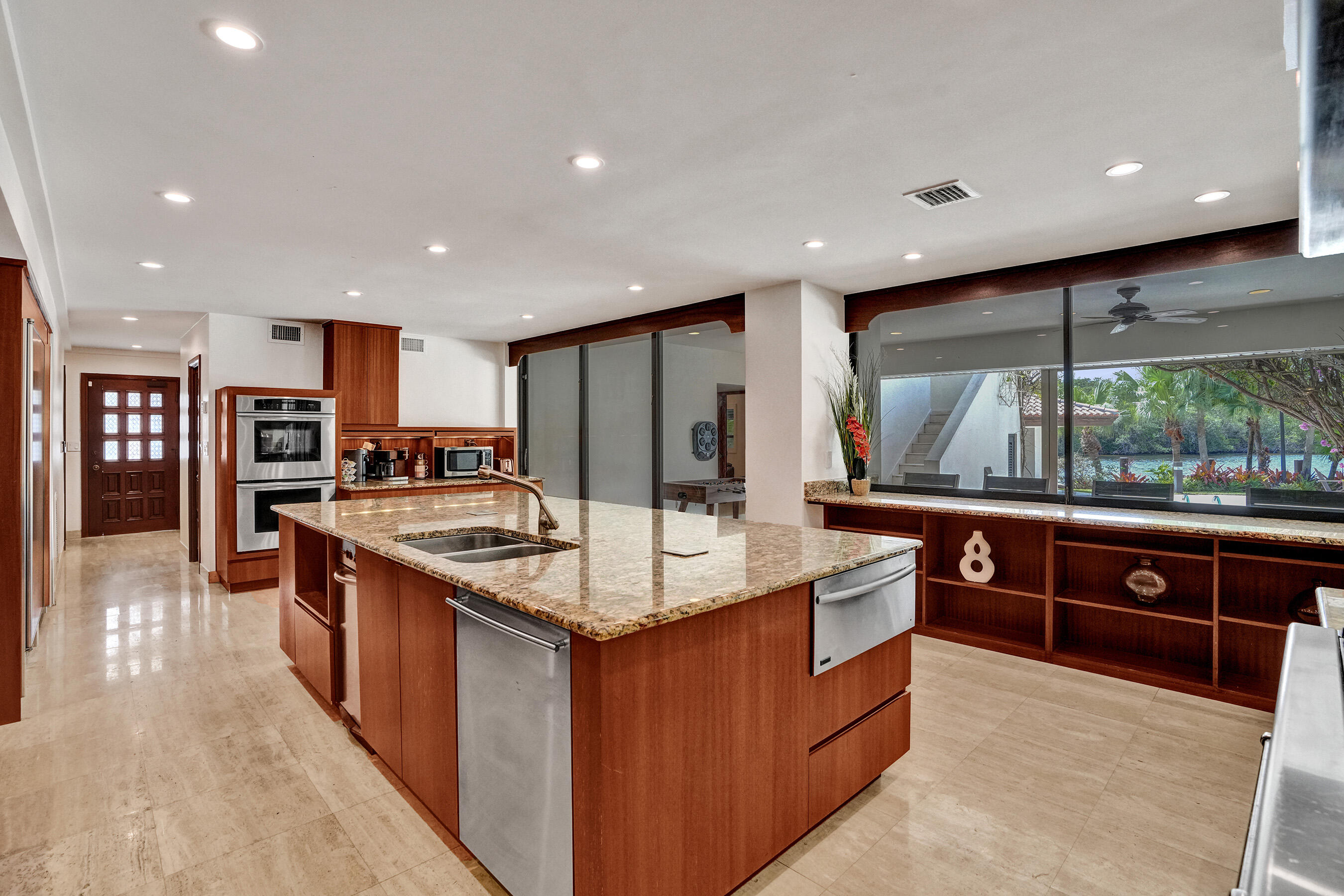 2441 SW 28th Fort Lauderdale, FL 33312