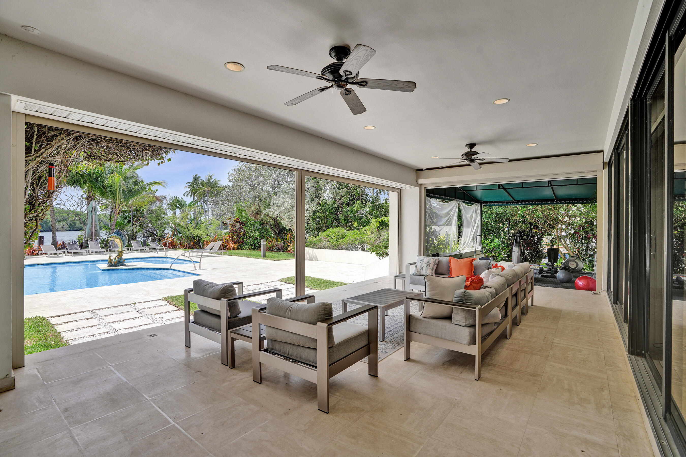 2441 SW 28th Fort Lauderdale, FL 33312