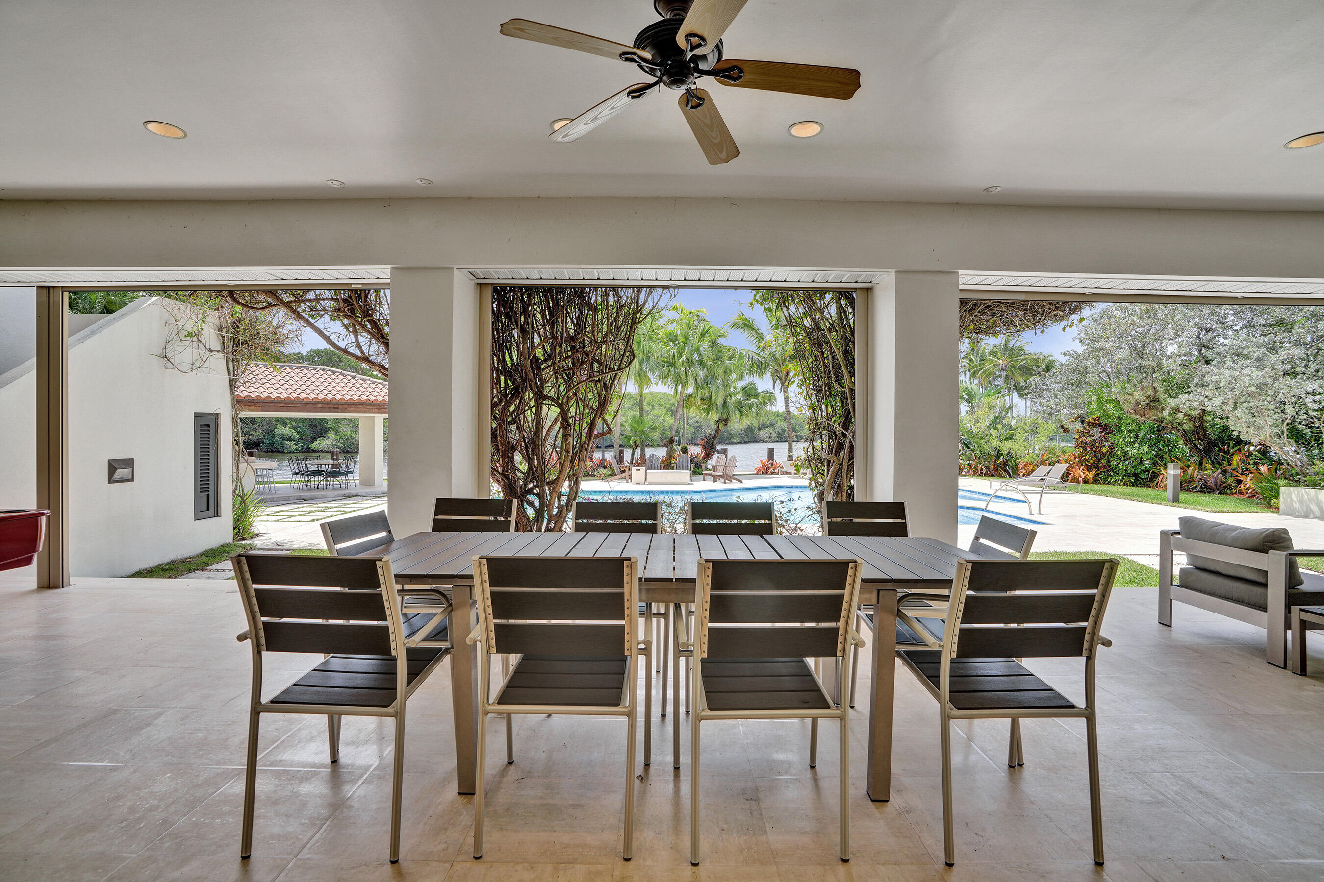 2441 SW 28th Fort Lauderdale, FL 33312