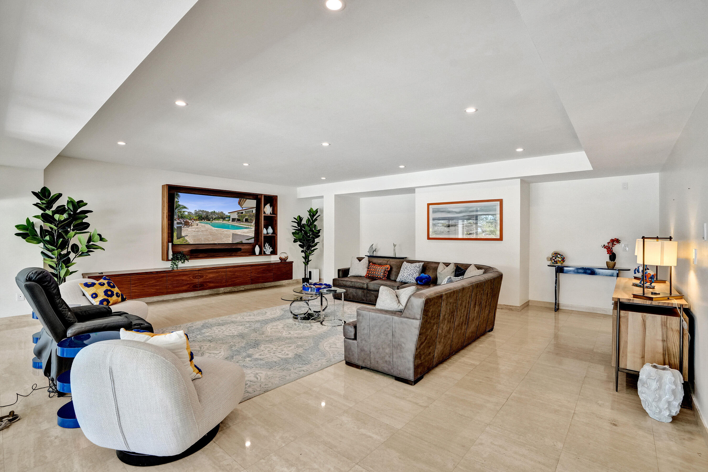 2441 SW 28th Fort Lauderdale, FL 33312