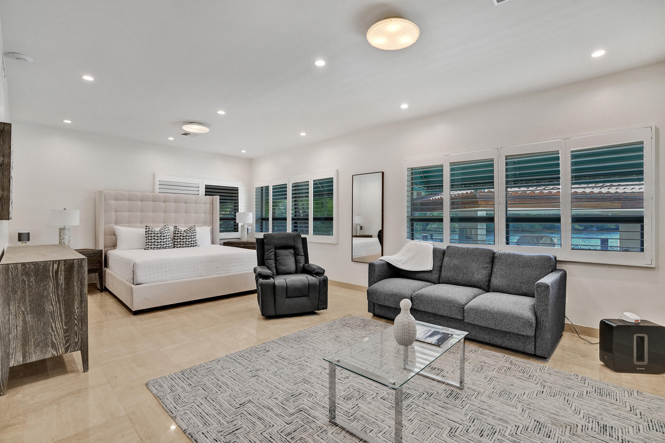 2441 SW 28th Fort Lauderdale, FL 33312