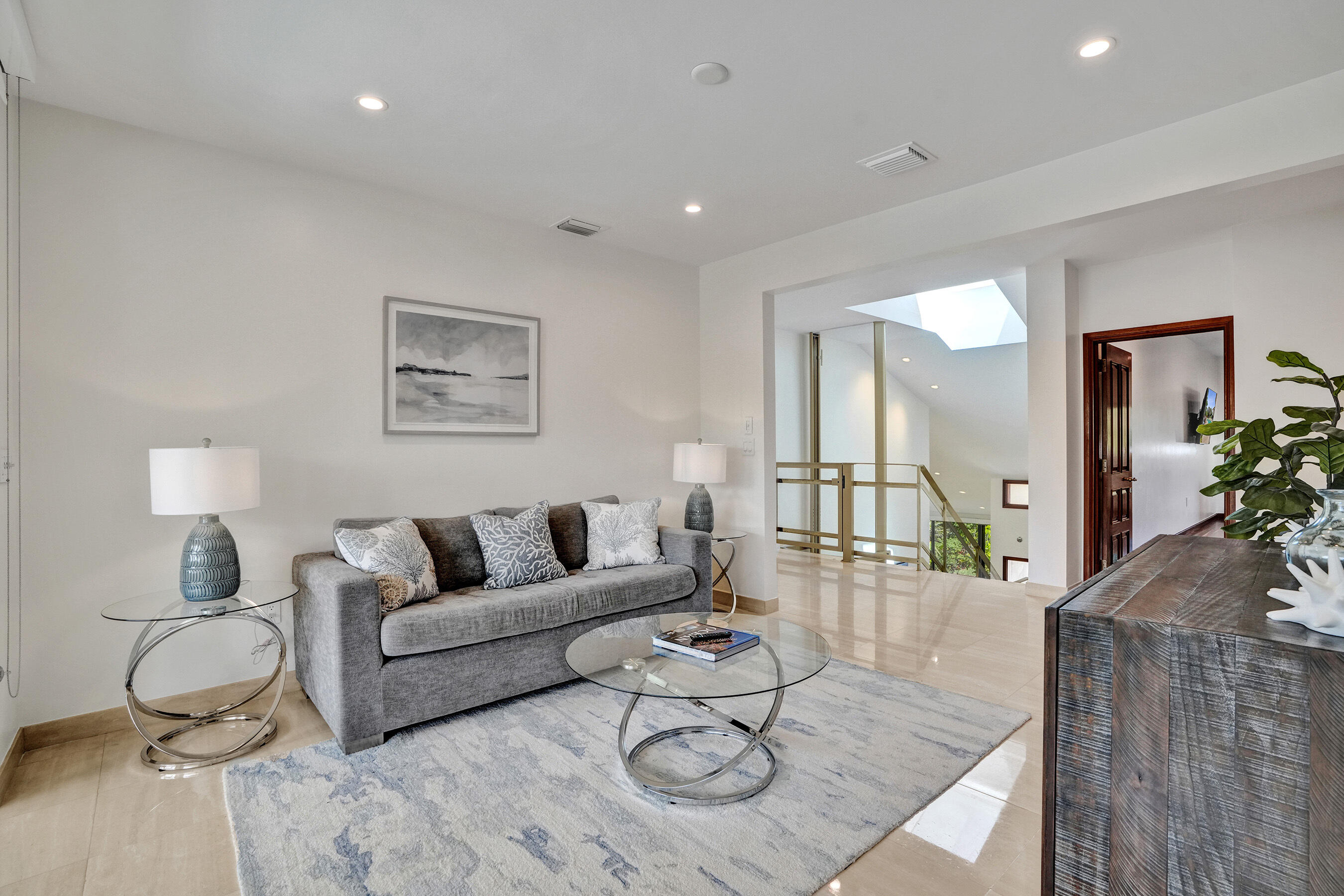 2441 SW 28th Fort Lauderdale, FL 33312