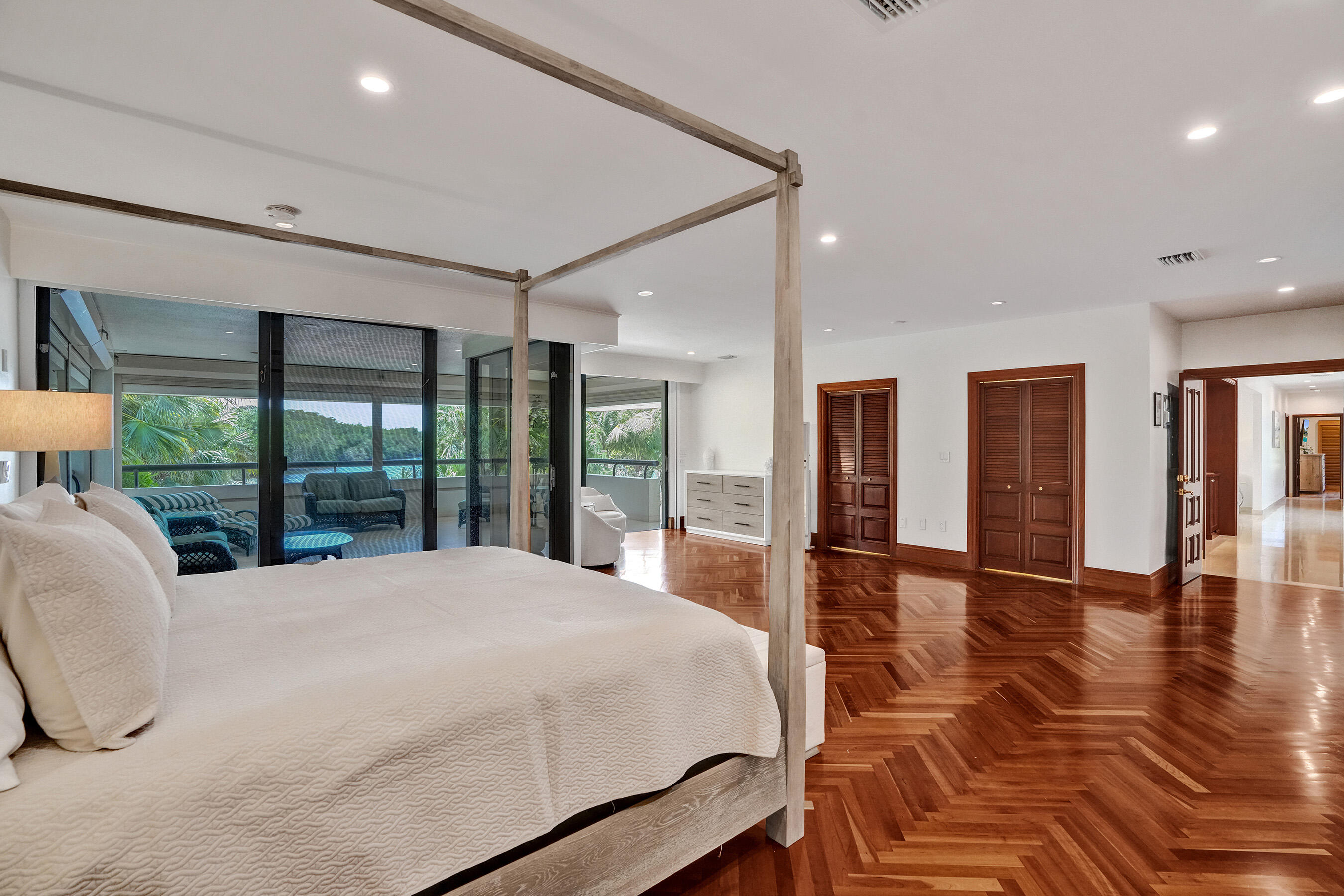 2441 SW 28th Fort Lauderdale, FL 33312