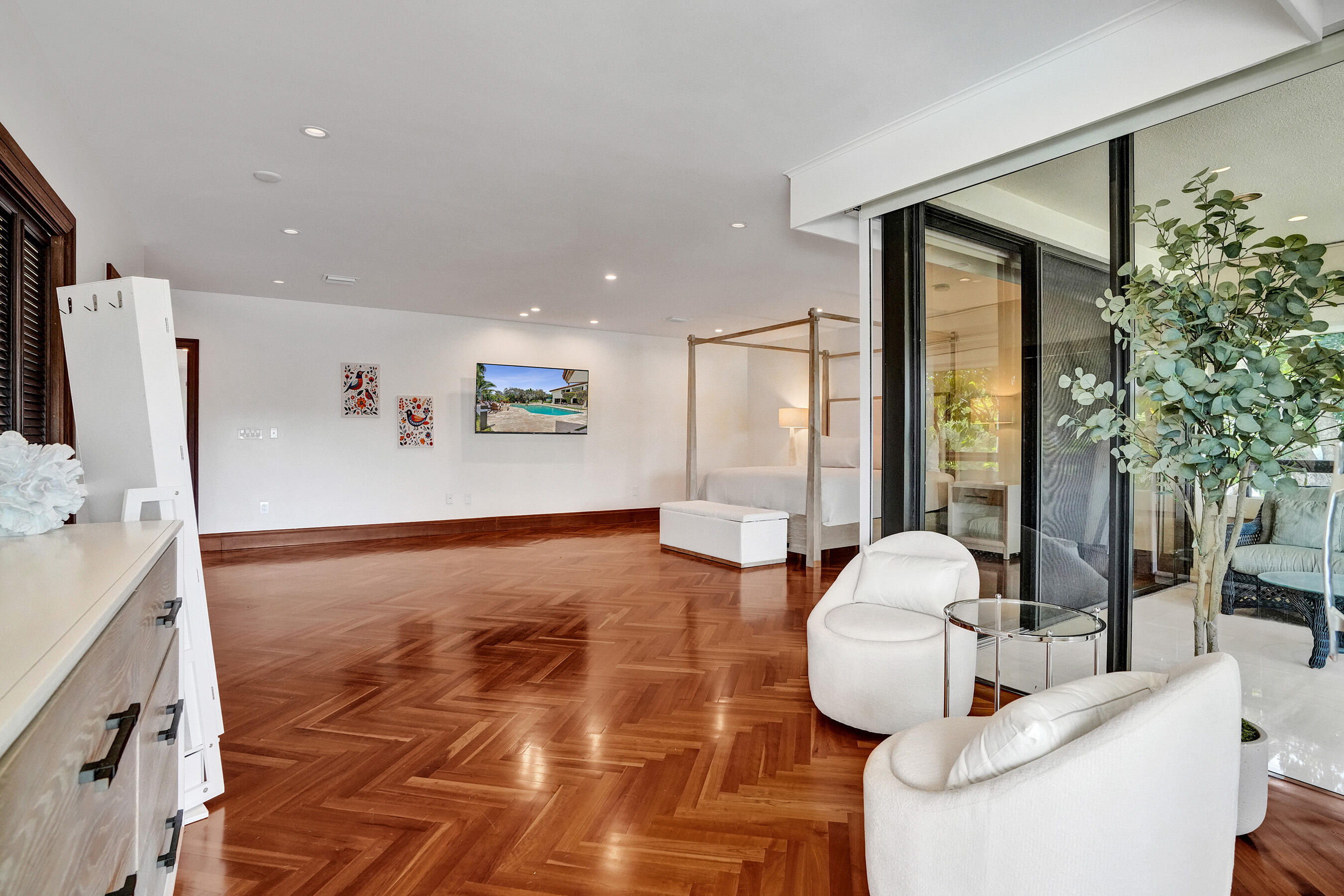 2441 SW 28th Fort Lauderdale, FL 33312